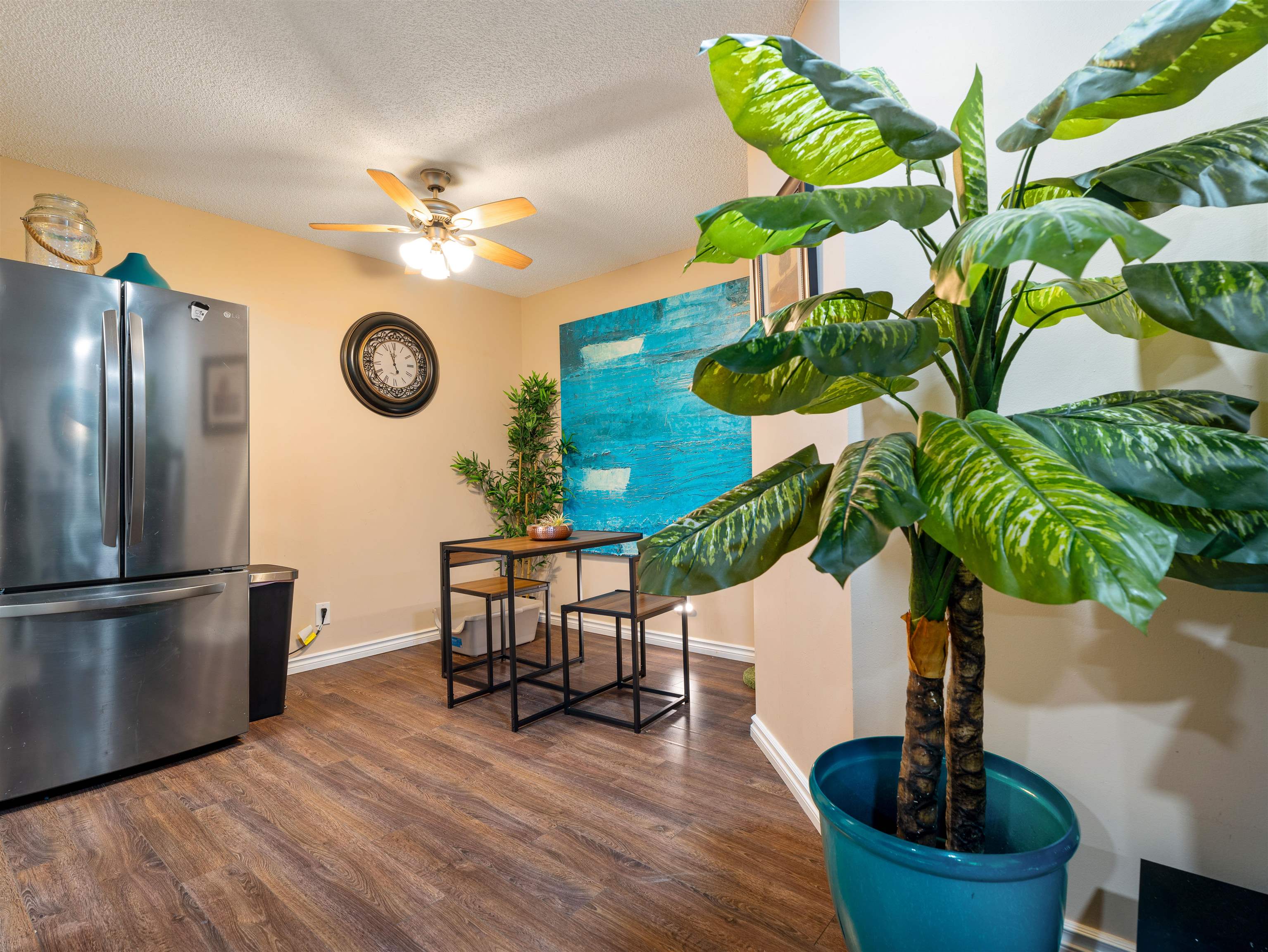 914 10620 150 STREET Unit: 914