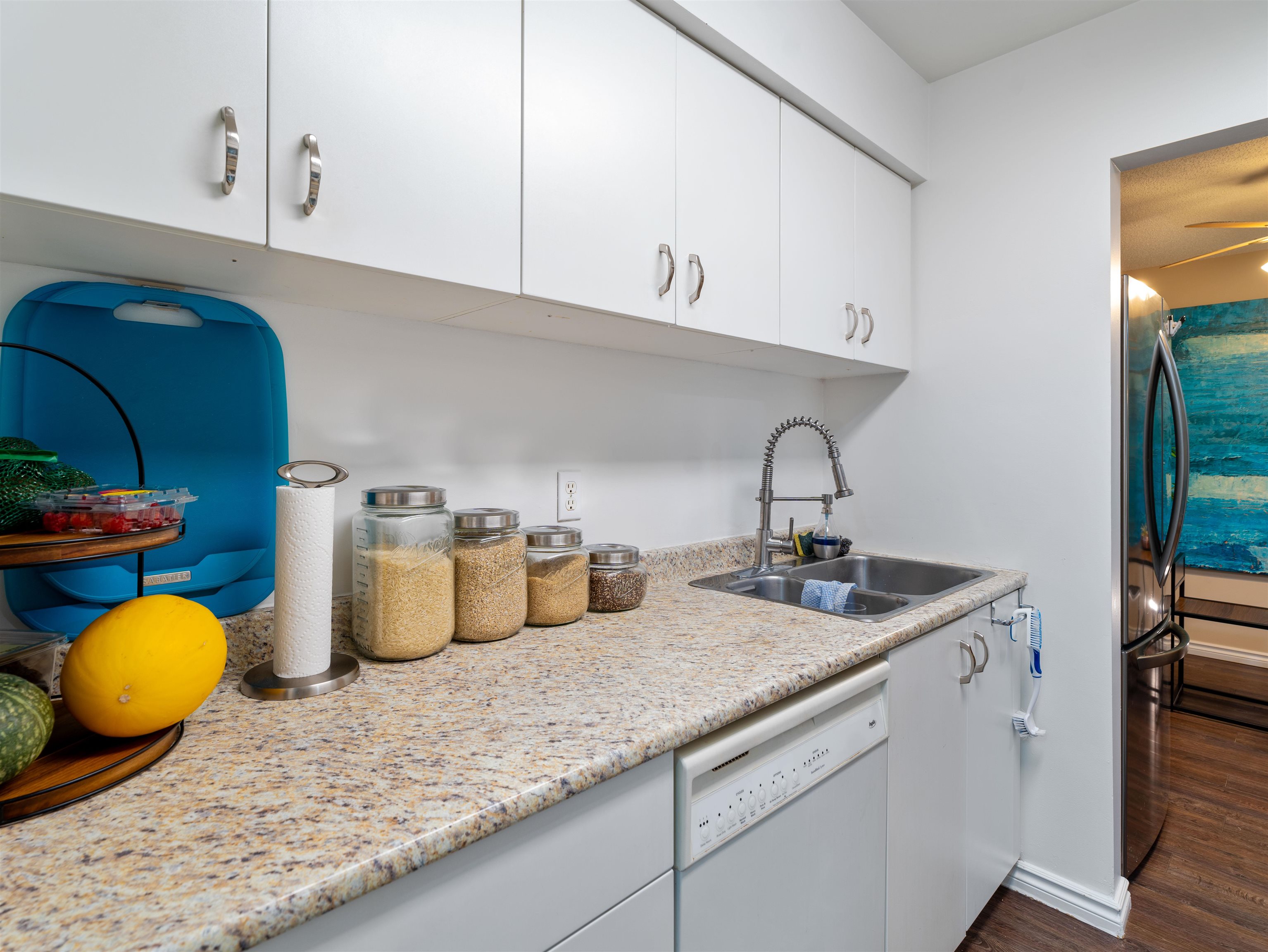 914 10620 150 STREET Unit: 914