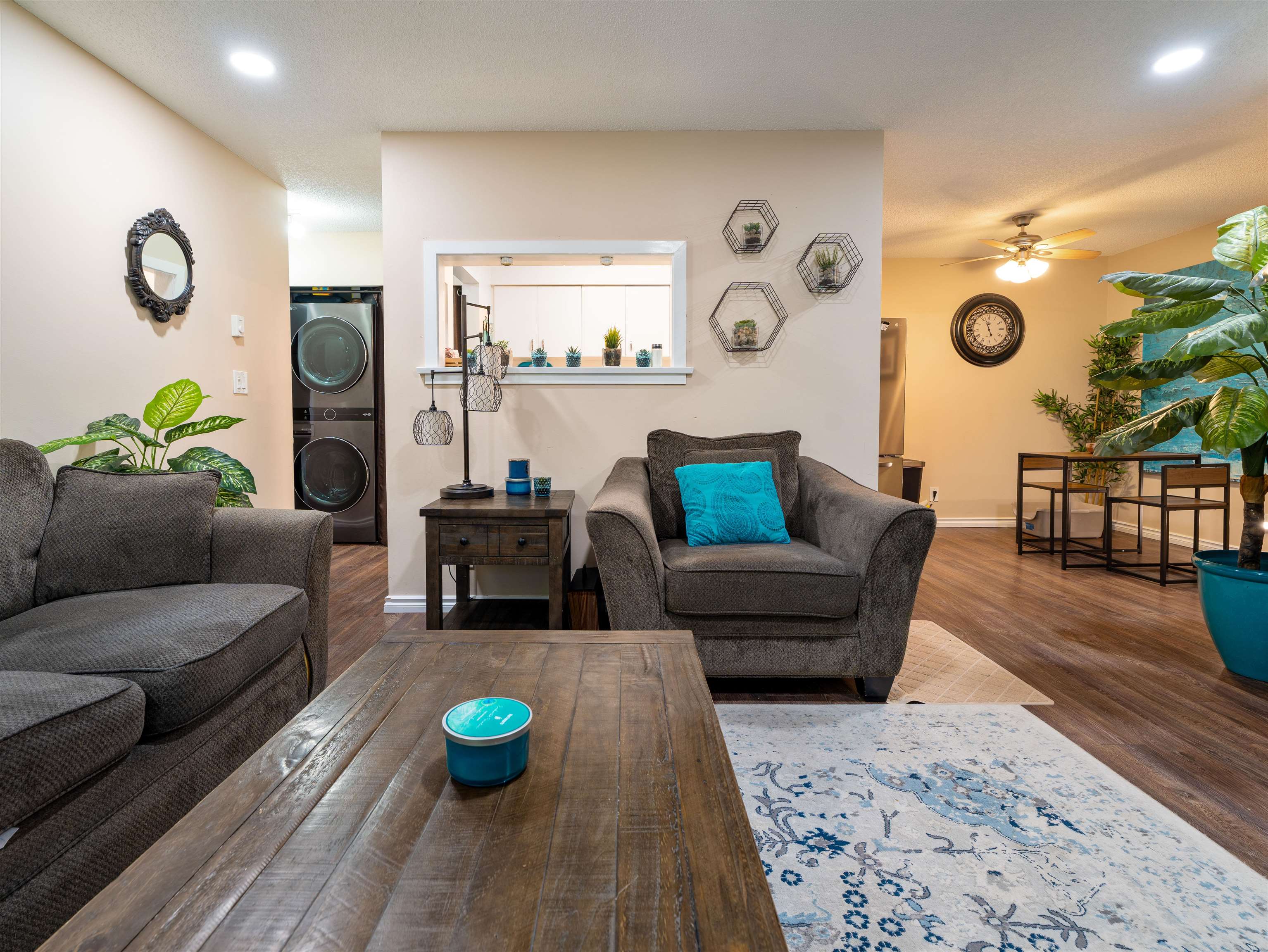 914 10620 150 STREET Unit: 914