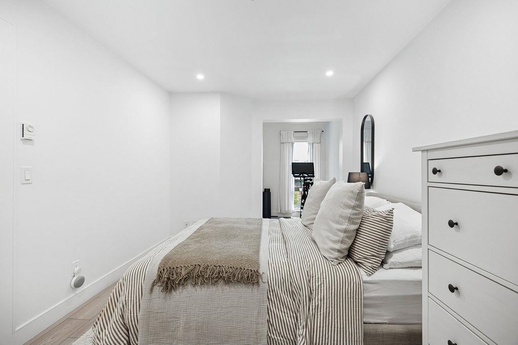 232 4550 FRASER STREET Unit: 232