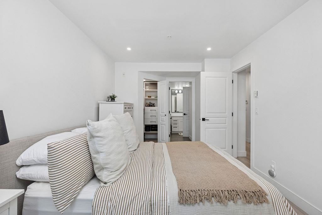 232 4550 FRASER STREET Unit: 232