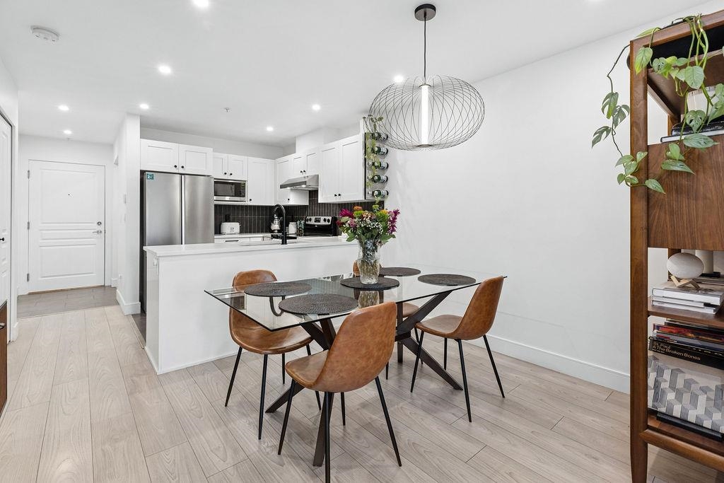 232 4550 FRASER STREET Unit: 232