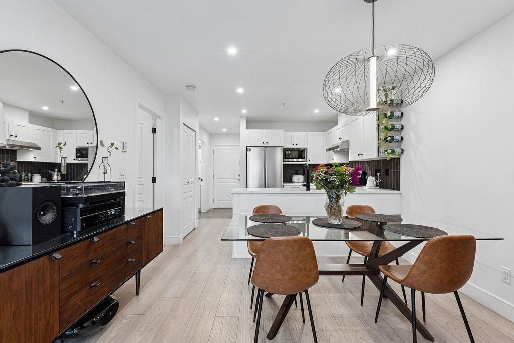 232 4550 FRASER STREET Unit: 232