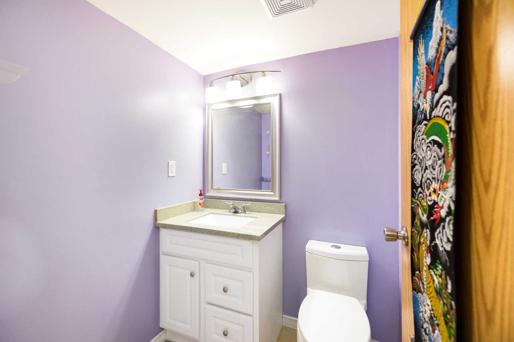 201 7064 133B STREET Unit: 201