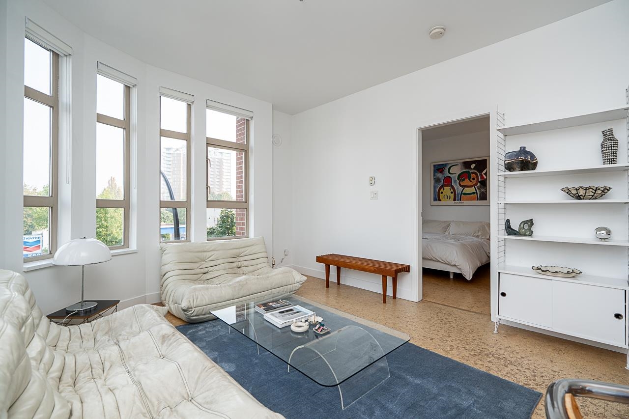 303 2828 MAIN STREET Unit: 303