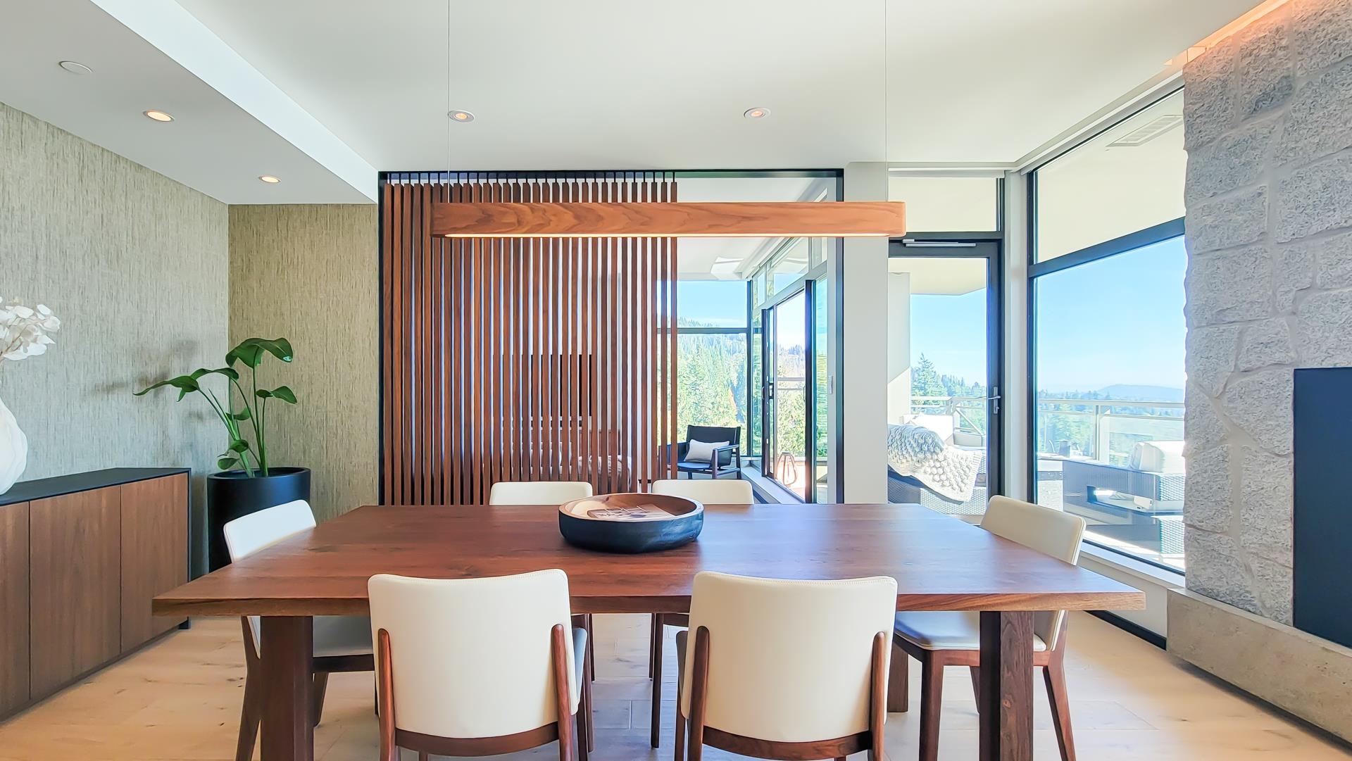 1201 3315 CYPRESS PLACE Unit: 1201