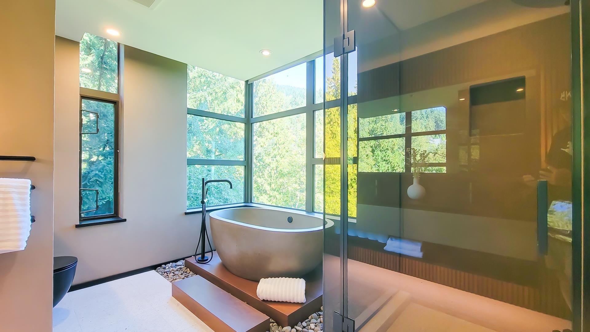 1201 3315 CYPRESS PLACE Unit: 1201