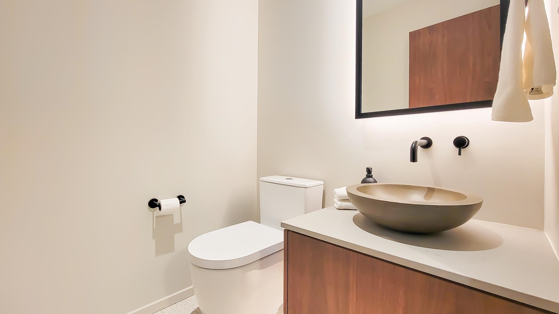 1201 3315 CYPRESS PLACE Unit: 1201