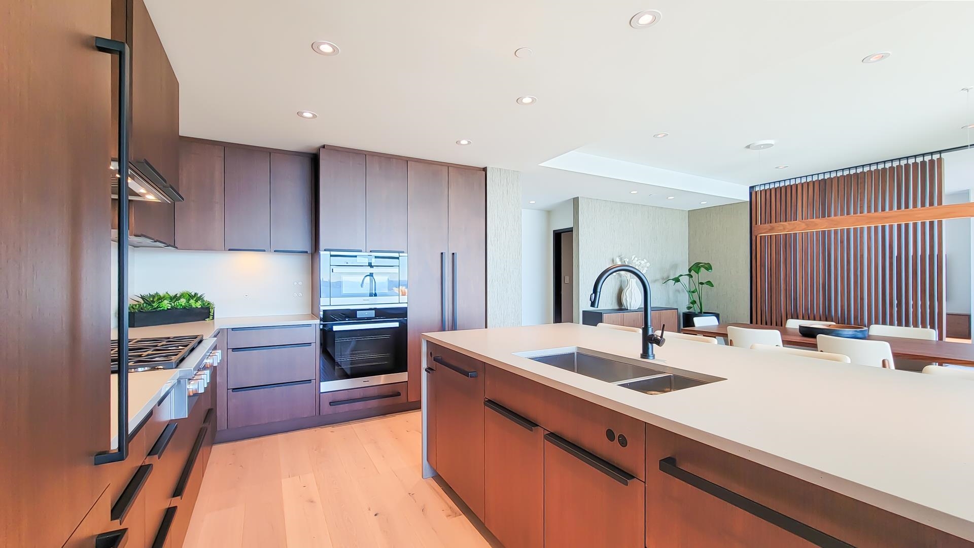 1201 3315 CYPRESS PLACE Unit: 1201