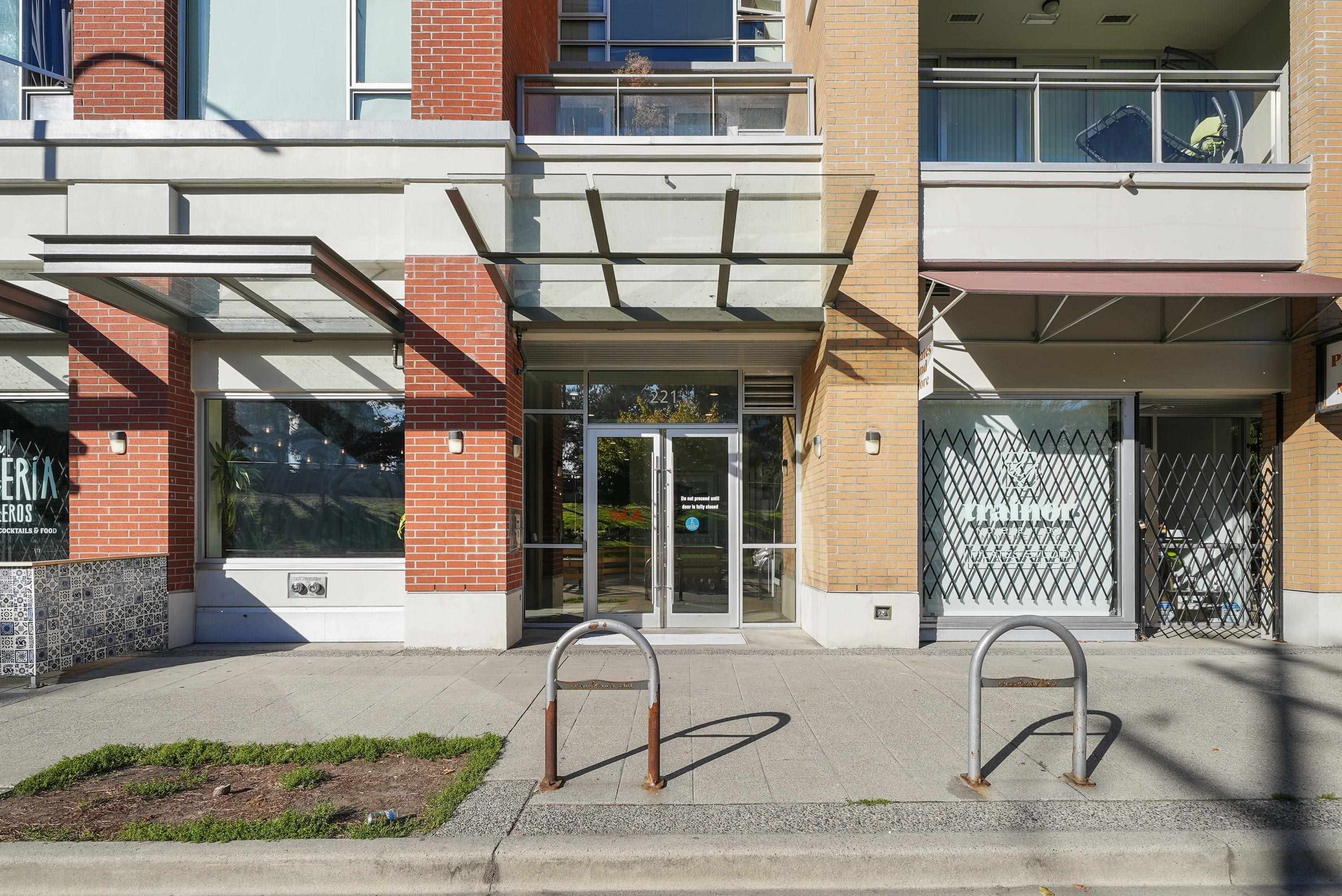 715 221 UNION STREET Unit: 715