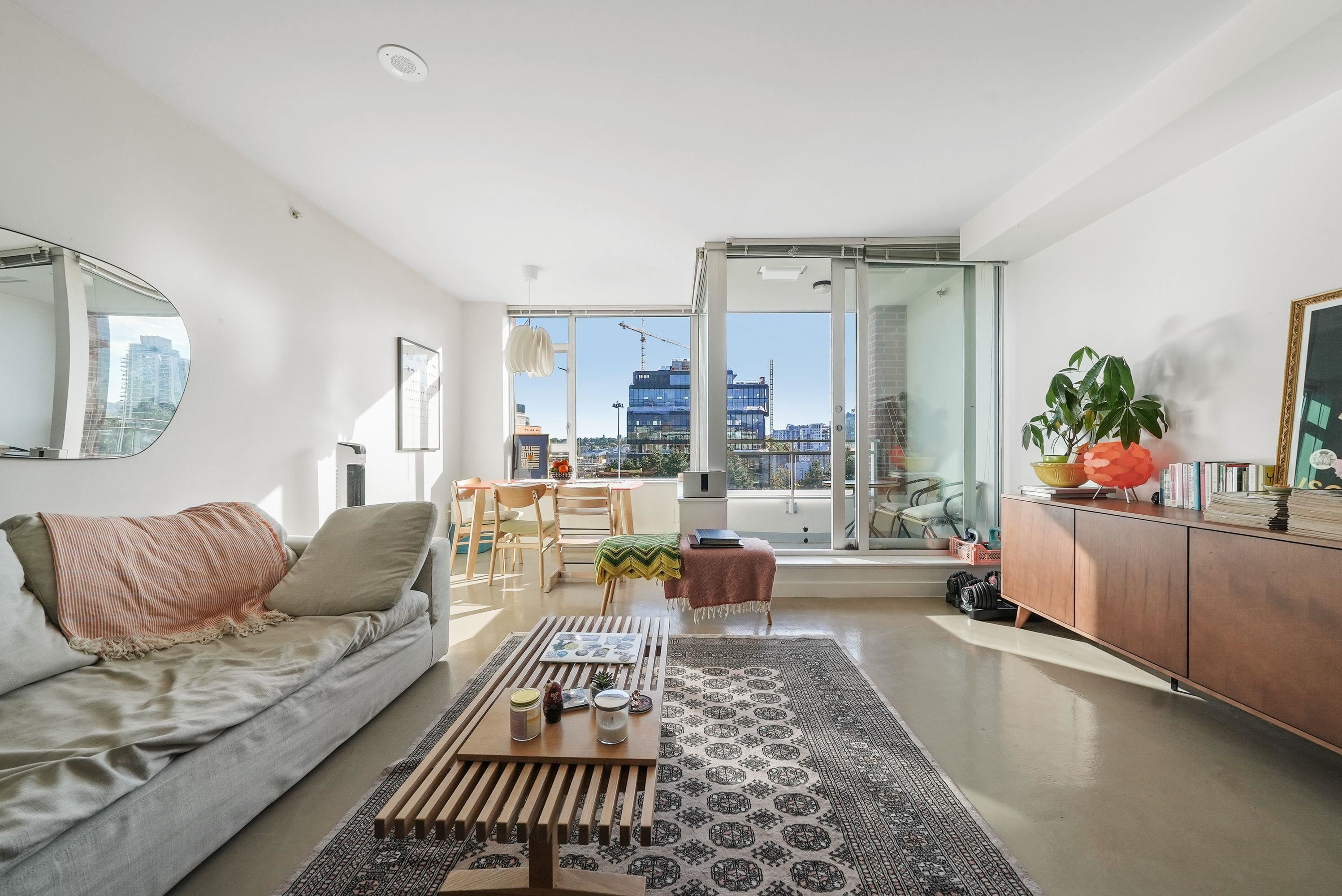 715 221 UNION STREET Unit: 715