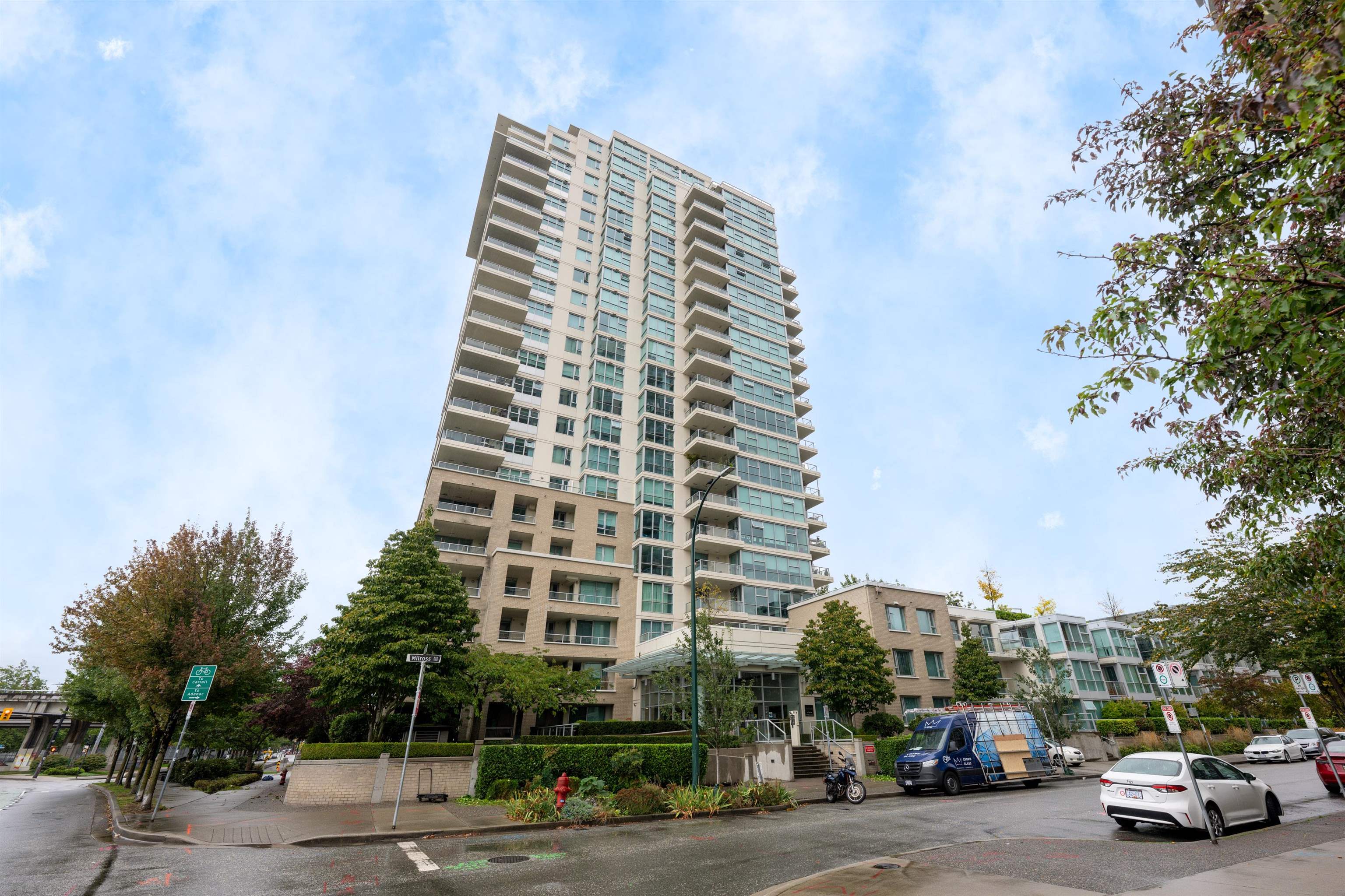 503 125 MILROSS AVENUE Unit: 503