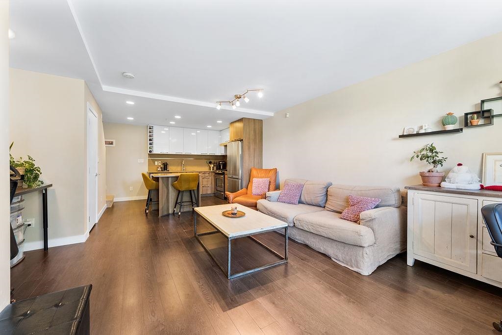 104 9350 UNIVERSITY HIGH STREET Unit: 104