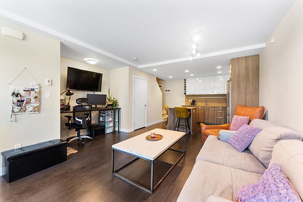 104 9350 UNIVERSITY HIGH STREET Unit: 104