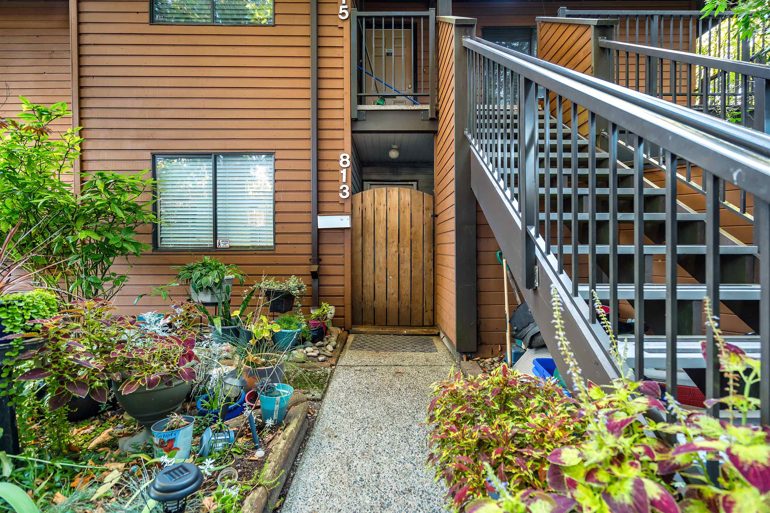 813 10620 150TH STREET Unit: 813