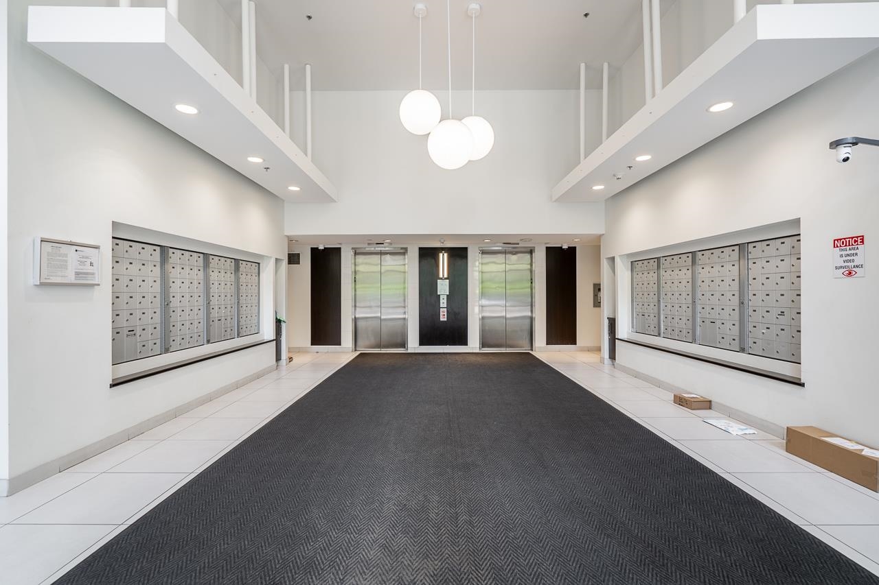 211 3660 VANNESS AVENUE Unit: 211