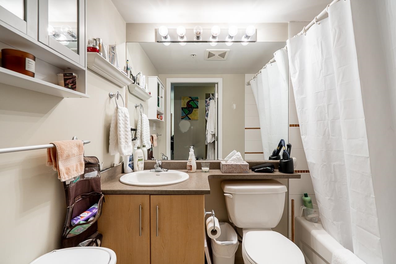 211 3660 VANNESS AVENUE Unit: 211