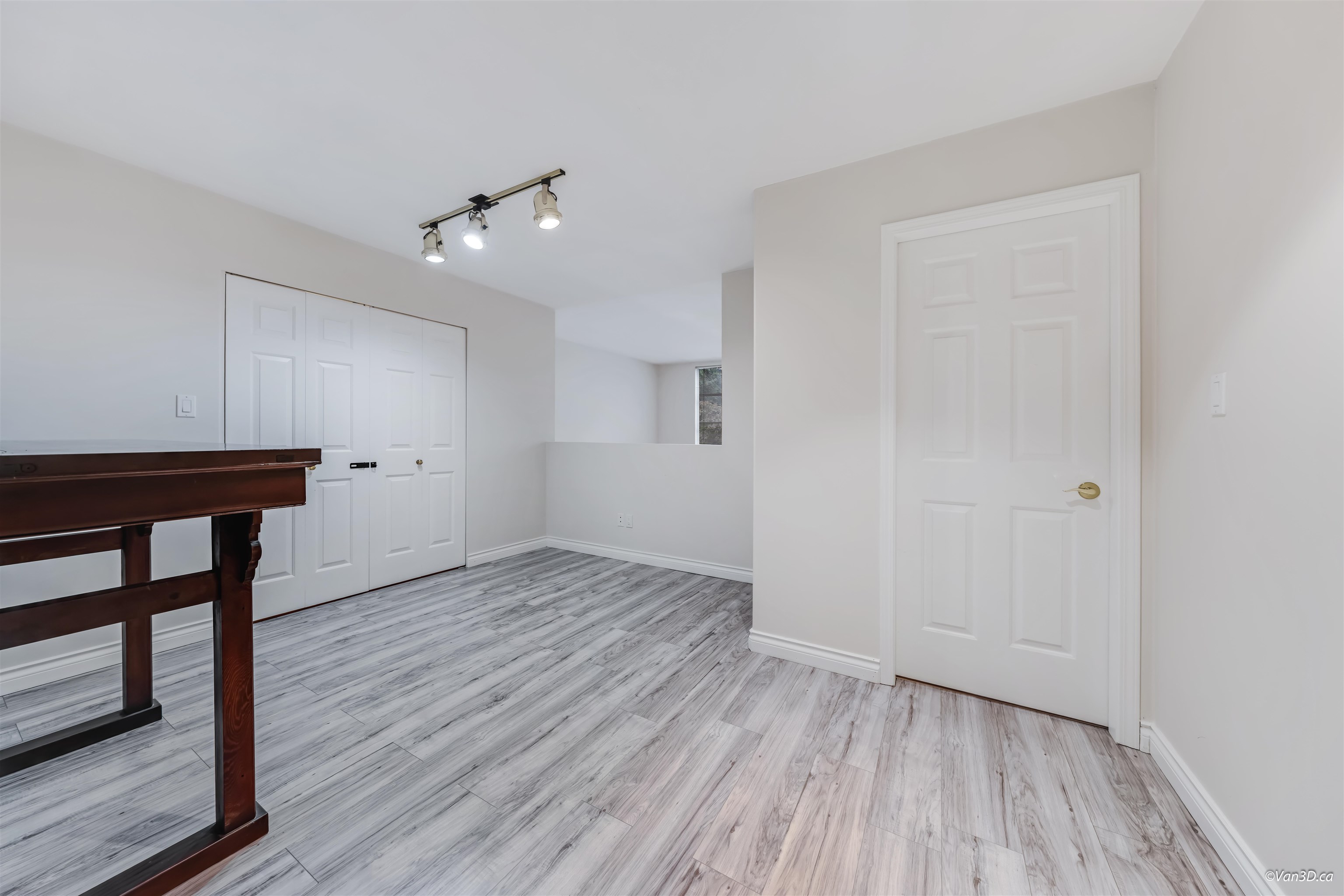 27 7695 ST. ALBANS ROAD Unit: 27
