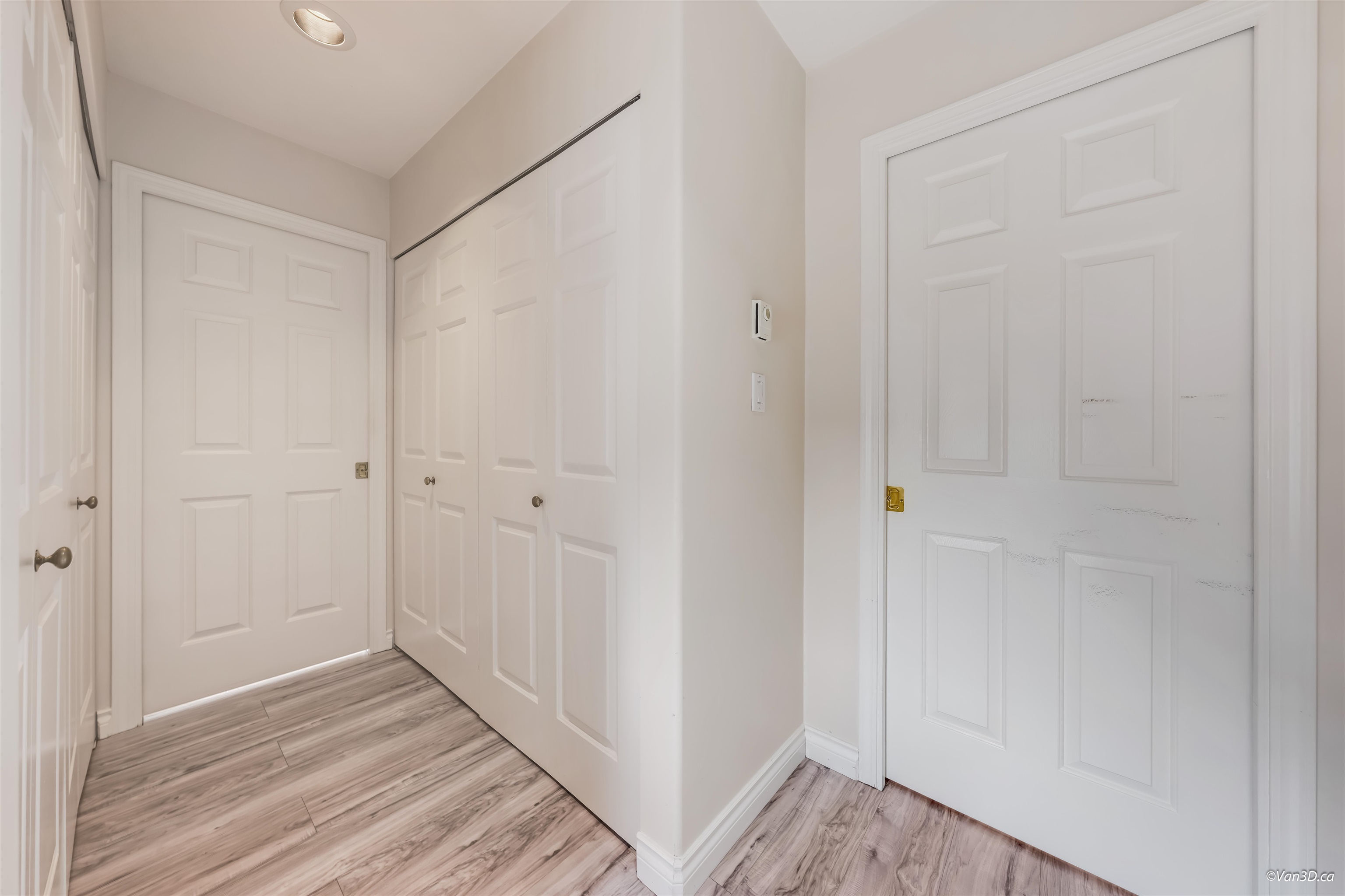 27 7695 ST. ALBANS ROAD Unit: 27