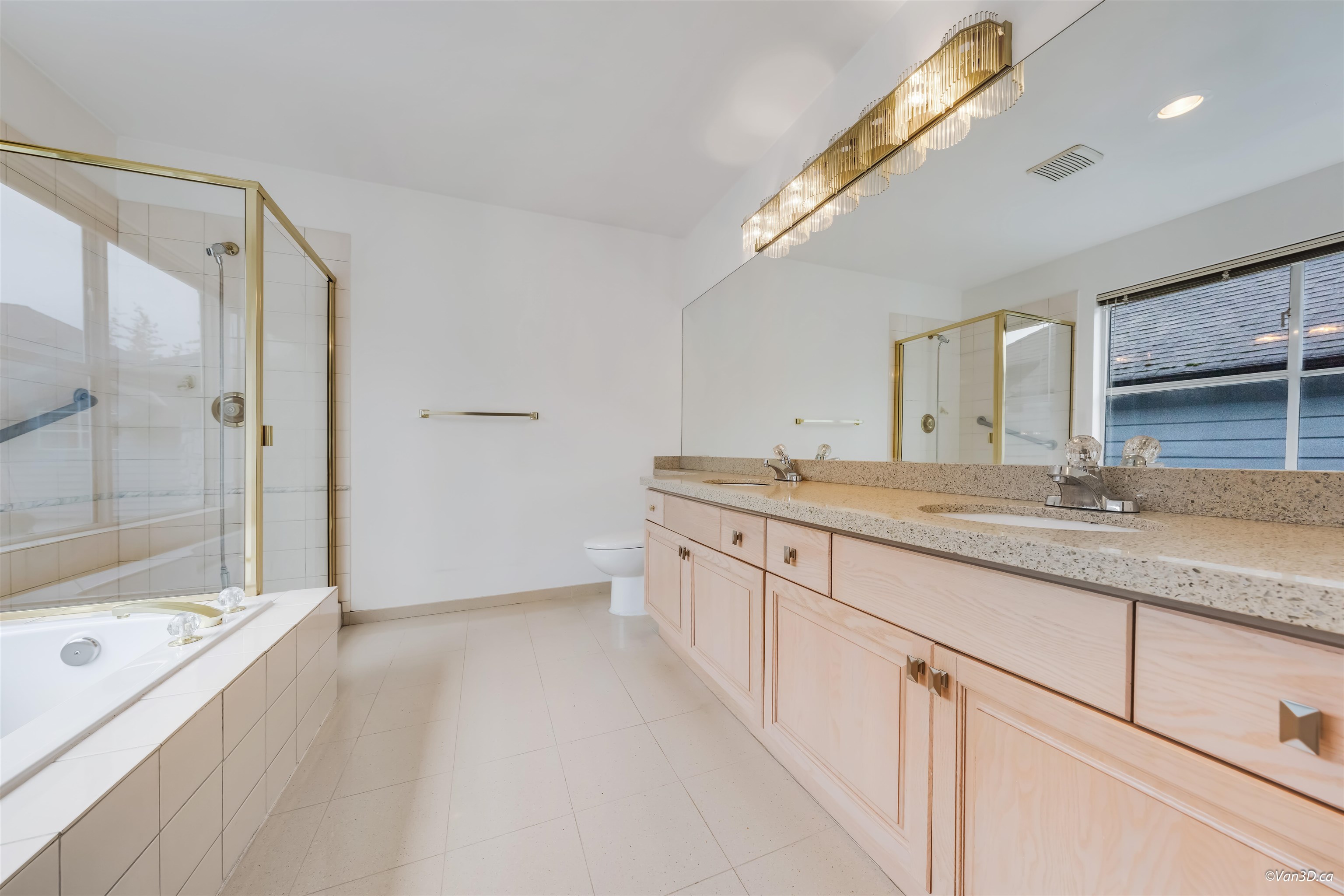 27 7695 ST. ALBANS ROAD Unit: 27