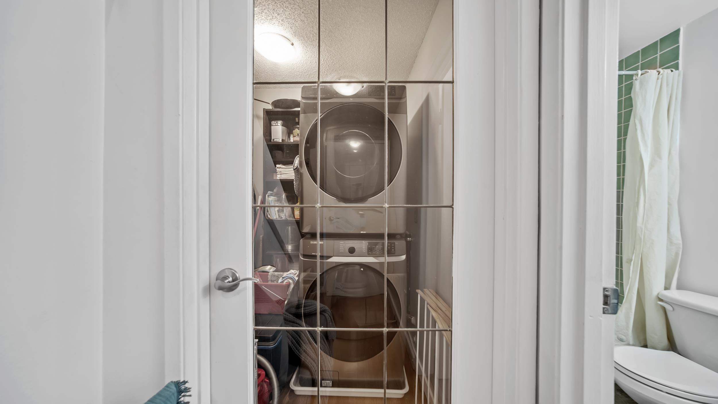 17 1345 W 4TH AVENUE Unit: 17