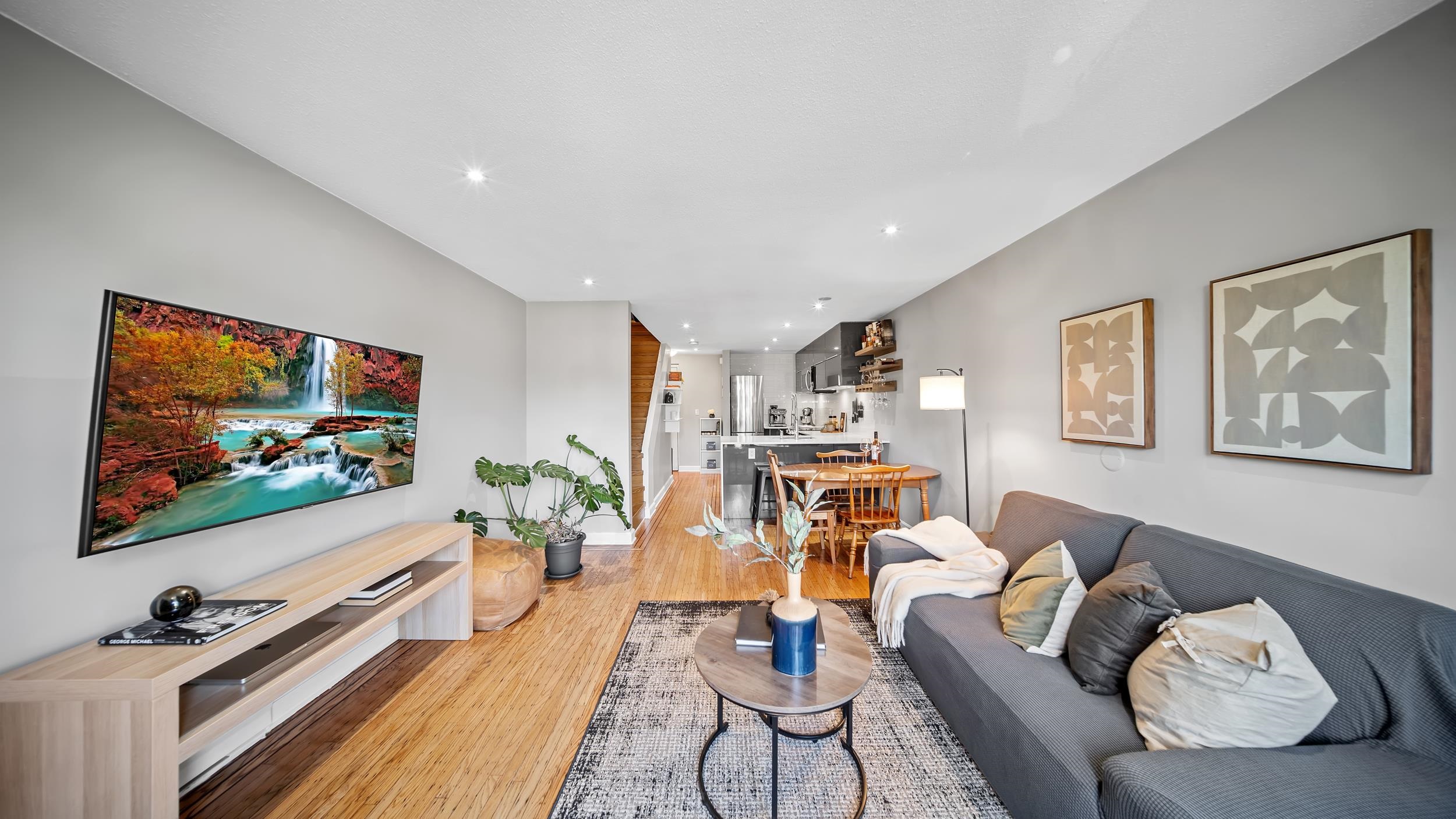 17 1345 W 4TH AVENUE Unit: 17