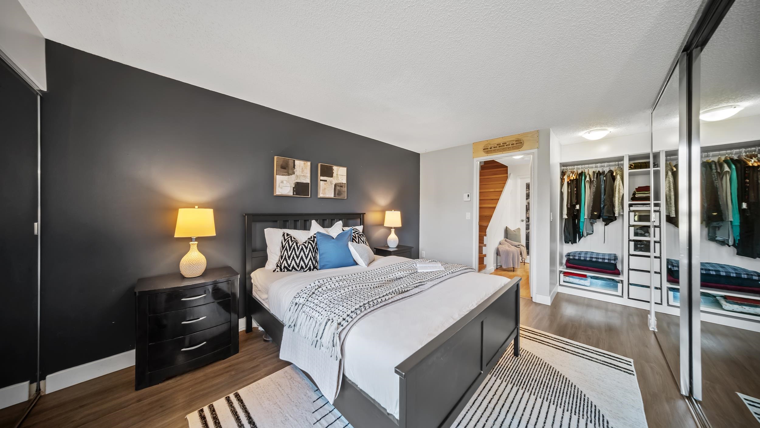 17 1345 W 4TH AVENUE Unit: 17