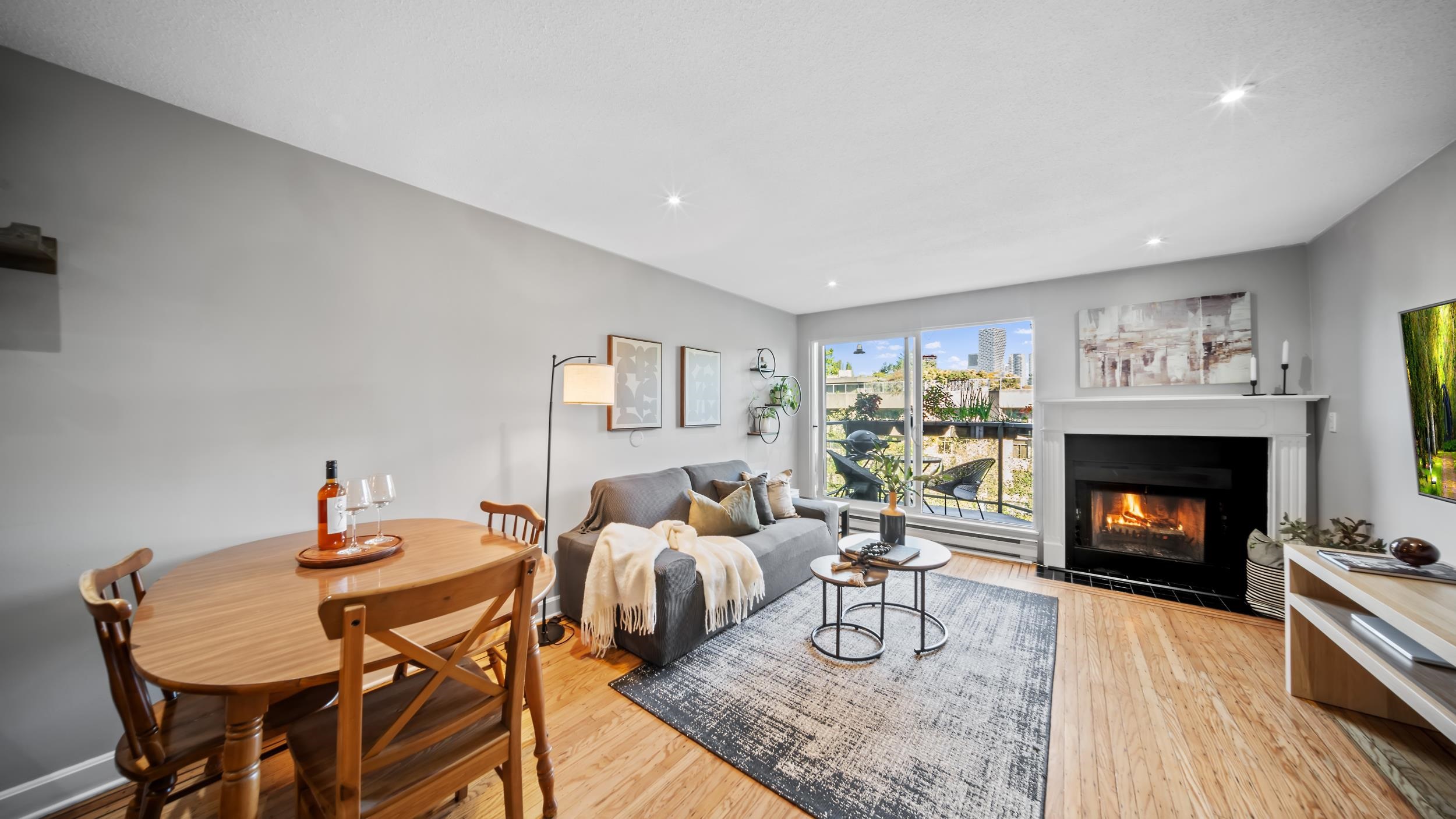 17 1345 W 4TH AVENUE Unit: 17