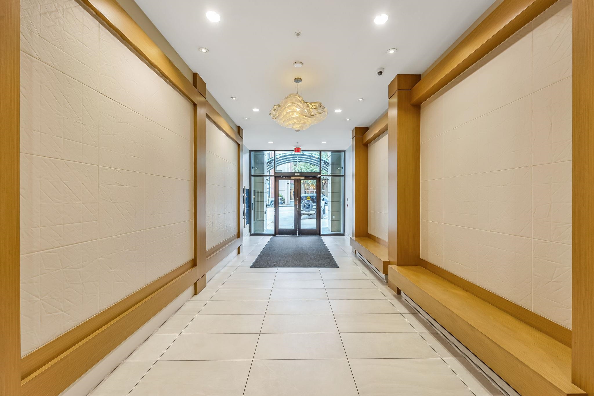 1105 668 COLUMBIA STREET Unit: 1105