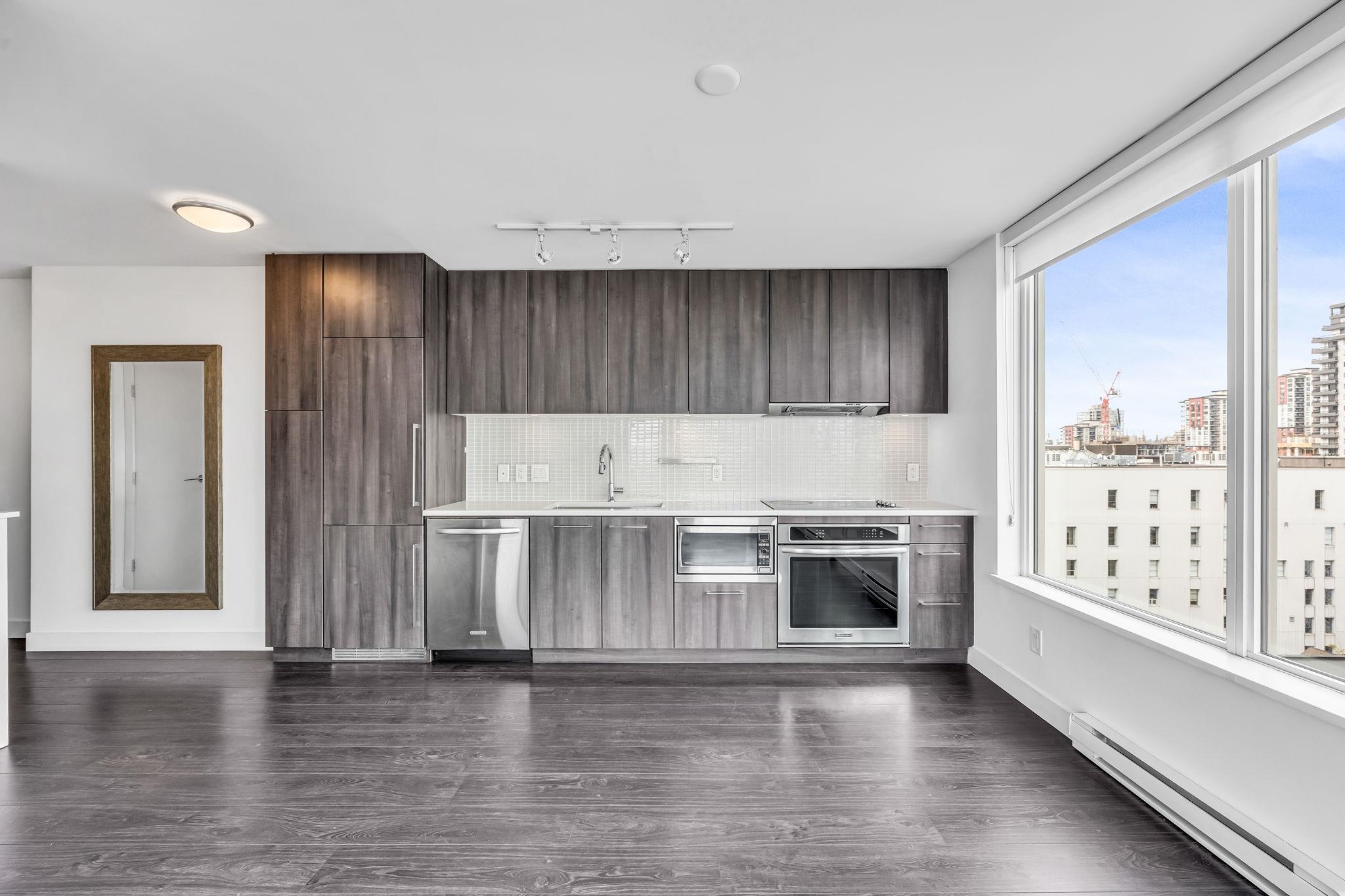 1105 668 COLUMBIA STREET Unit: 1105