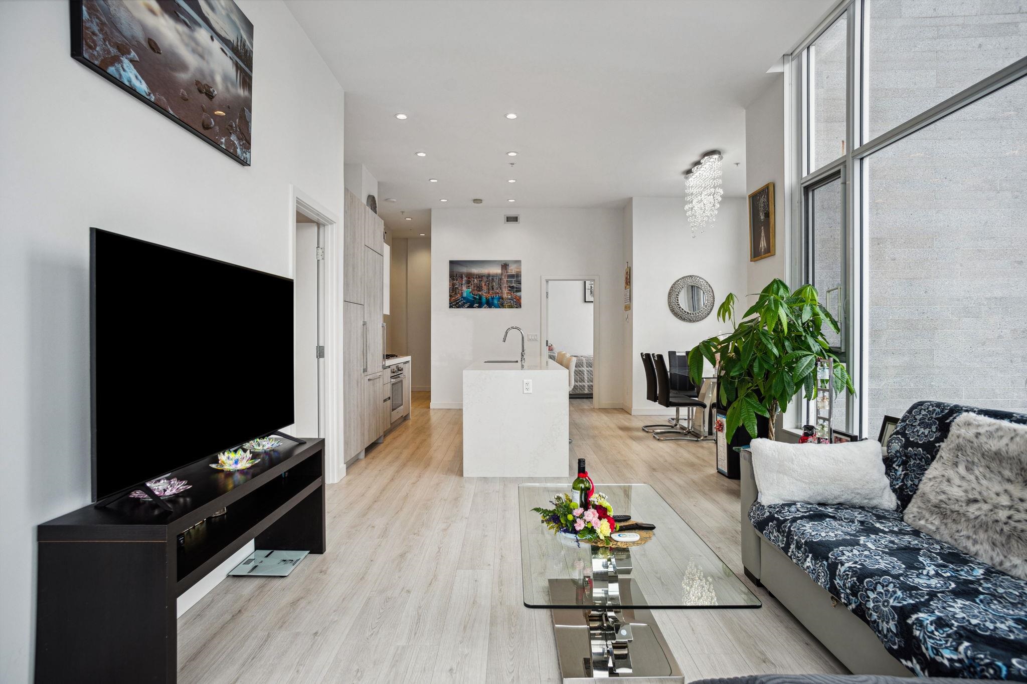 308 6080 MCKAY AVENUE Unit: 308