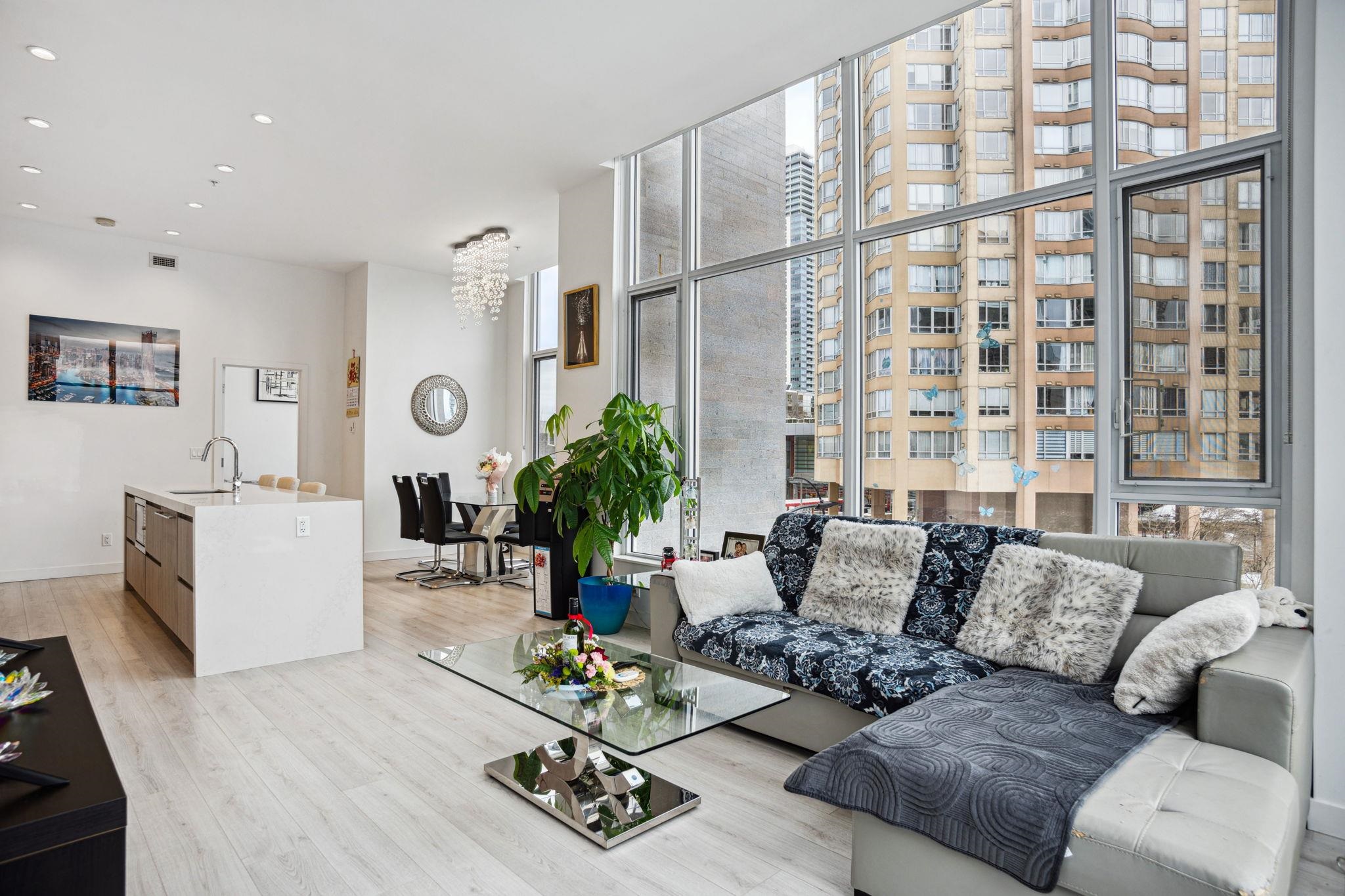 308 6080 MCKAY AVENUE Unit: 308