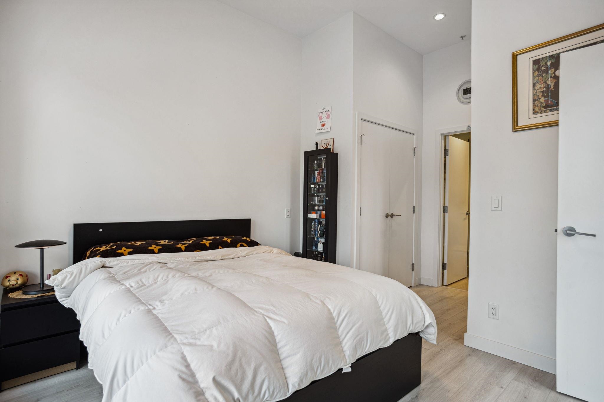 308 6080 MCKAY AVENUE Unit: 308