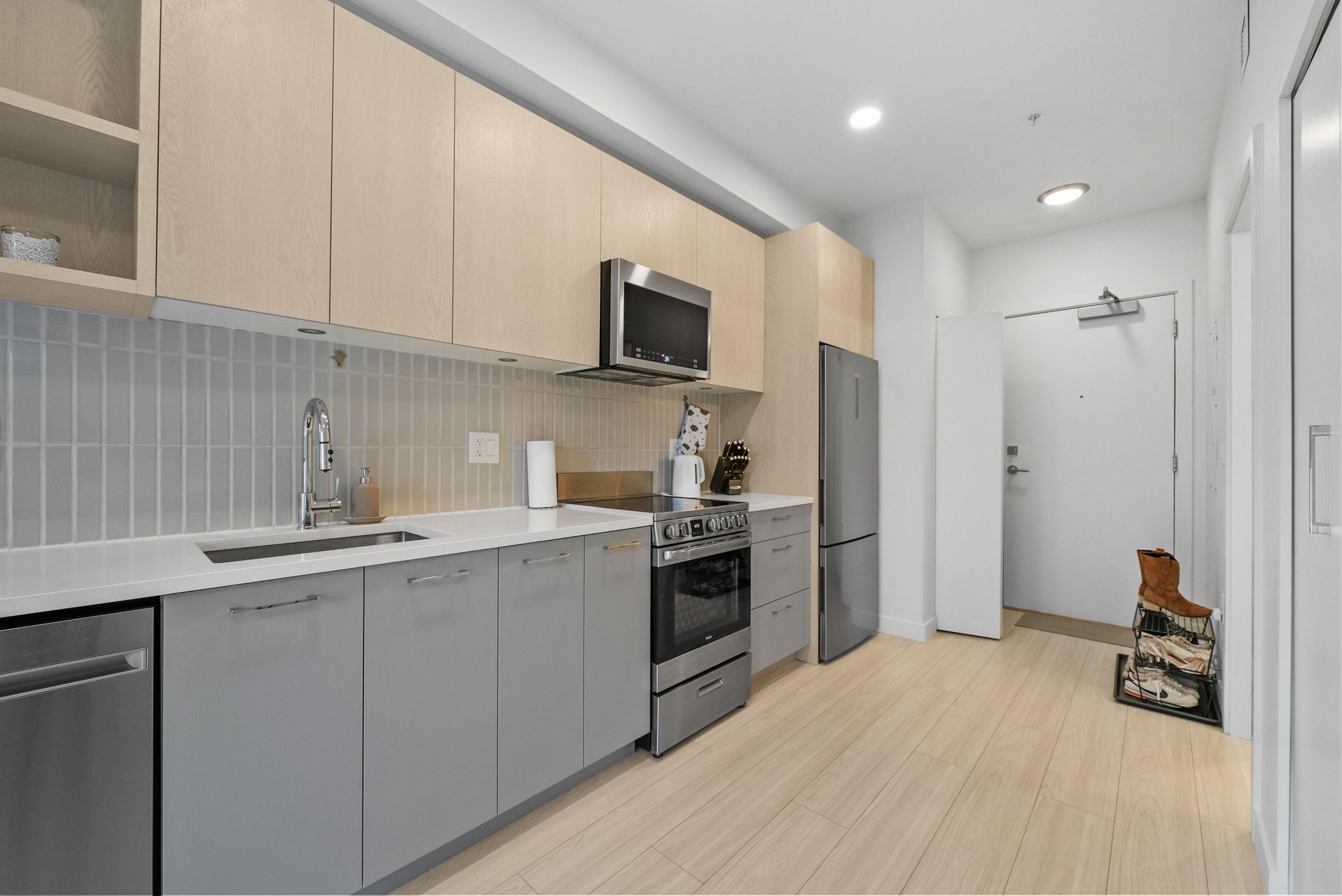 211 10777 138 STREET Unit: 211