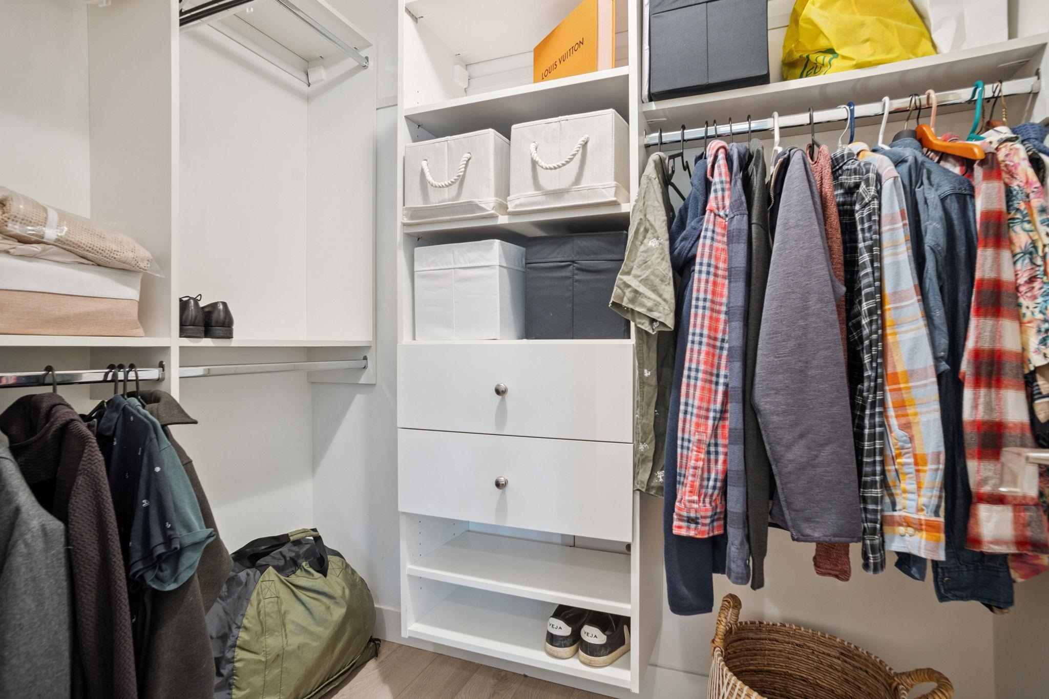 205 2141 E HASTINGS STREET Unit: 205