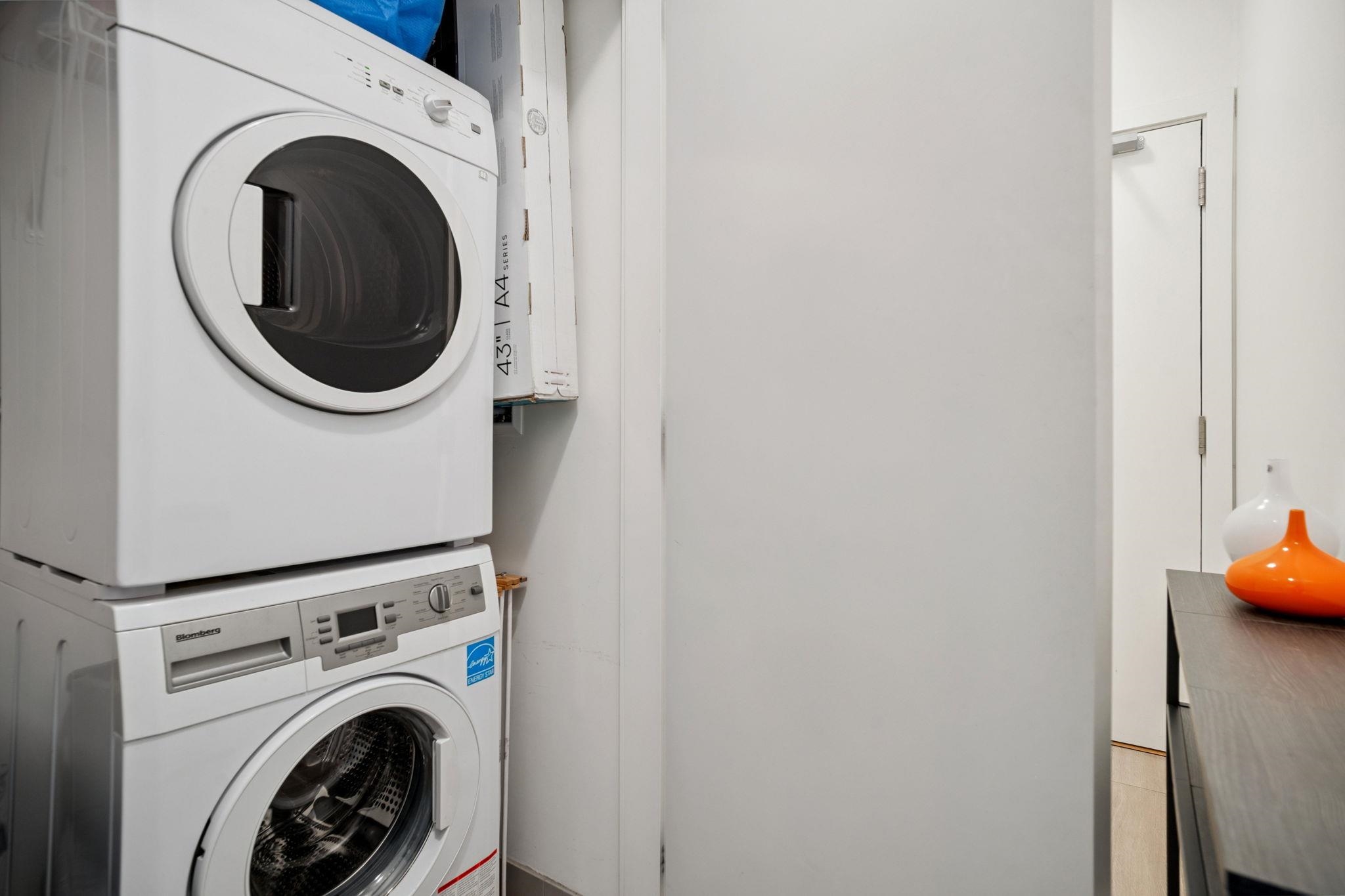 205 2141 E HASTINGS STREET Unit: 205