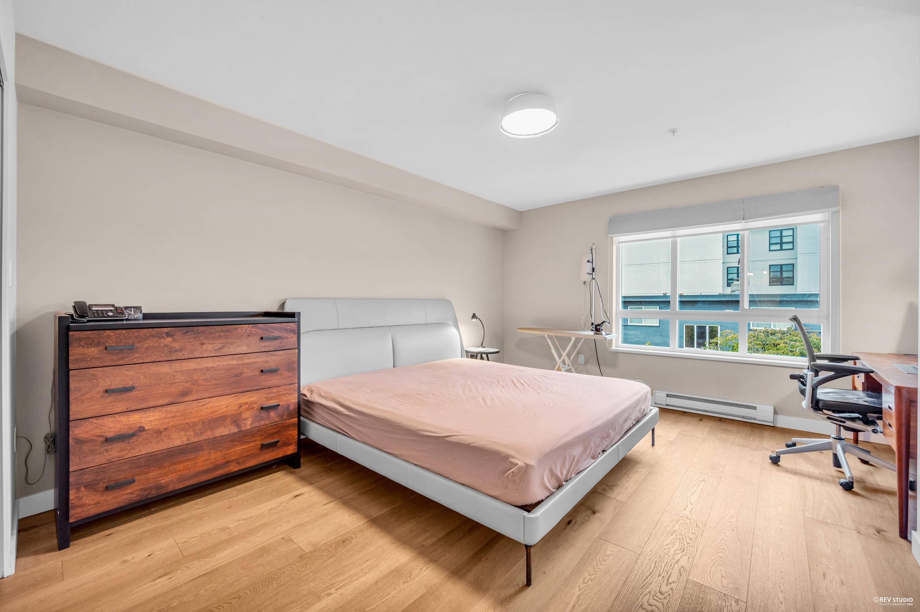 301 2096 W 46TH AVENUE Unit: 301