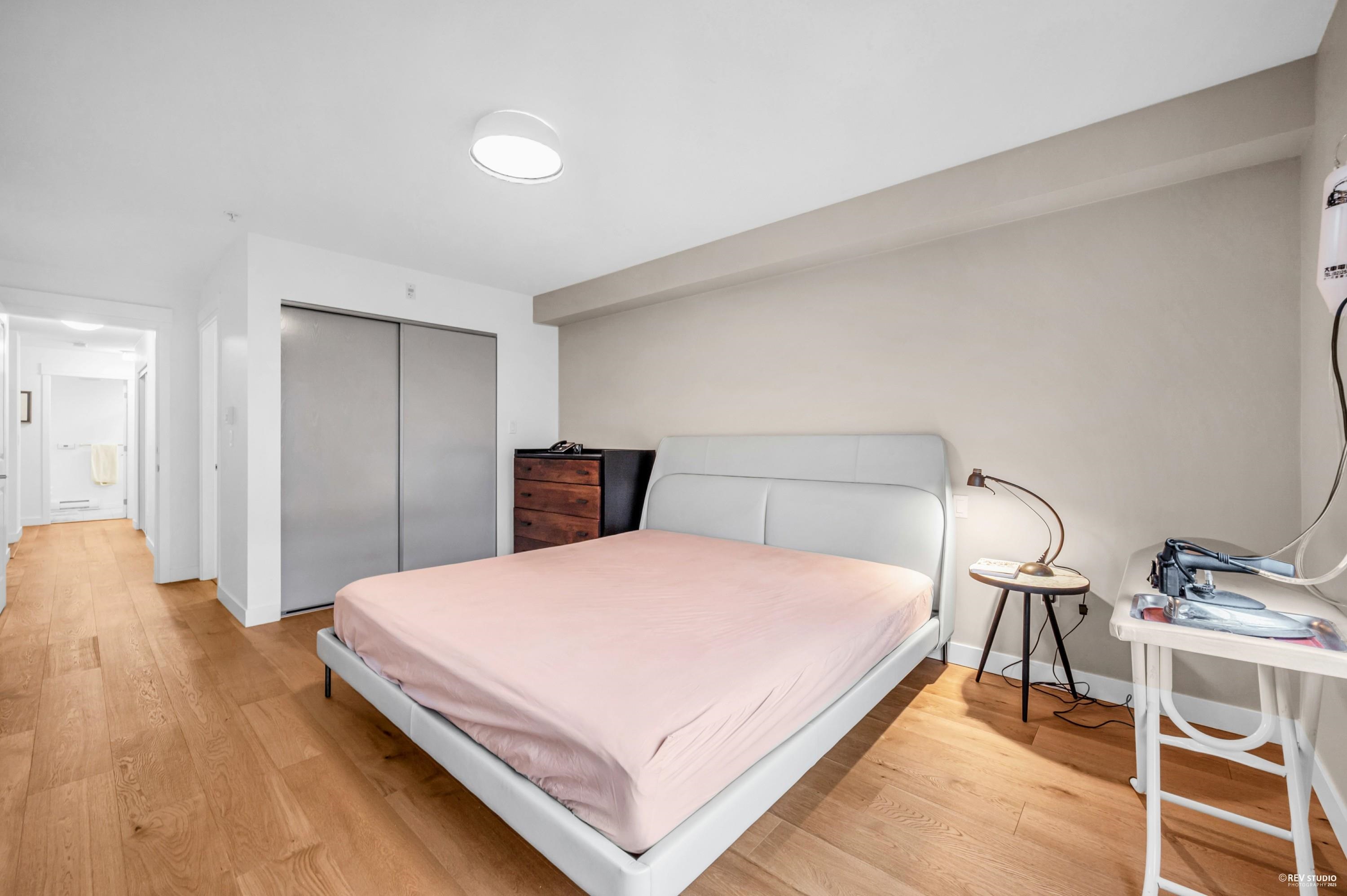 301 2096 W 46TH AVENUE Unit: 301