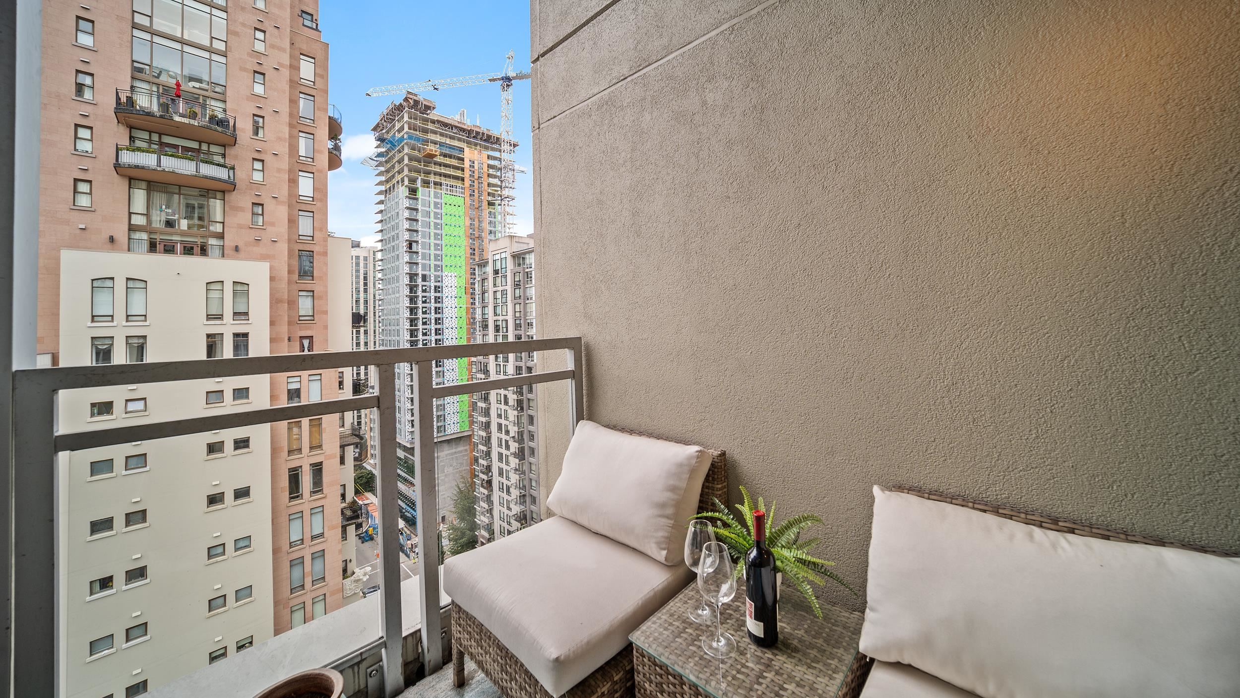 1802 1238 RICHARDS STREET Unit: 1802