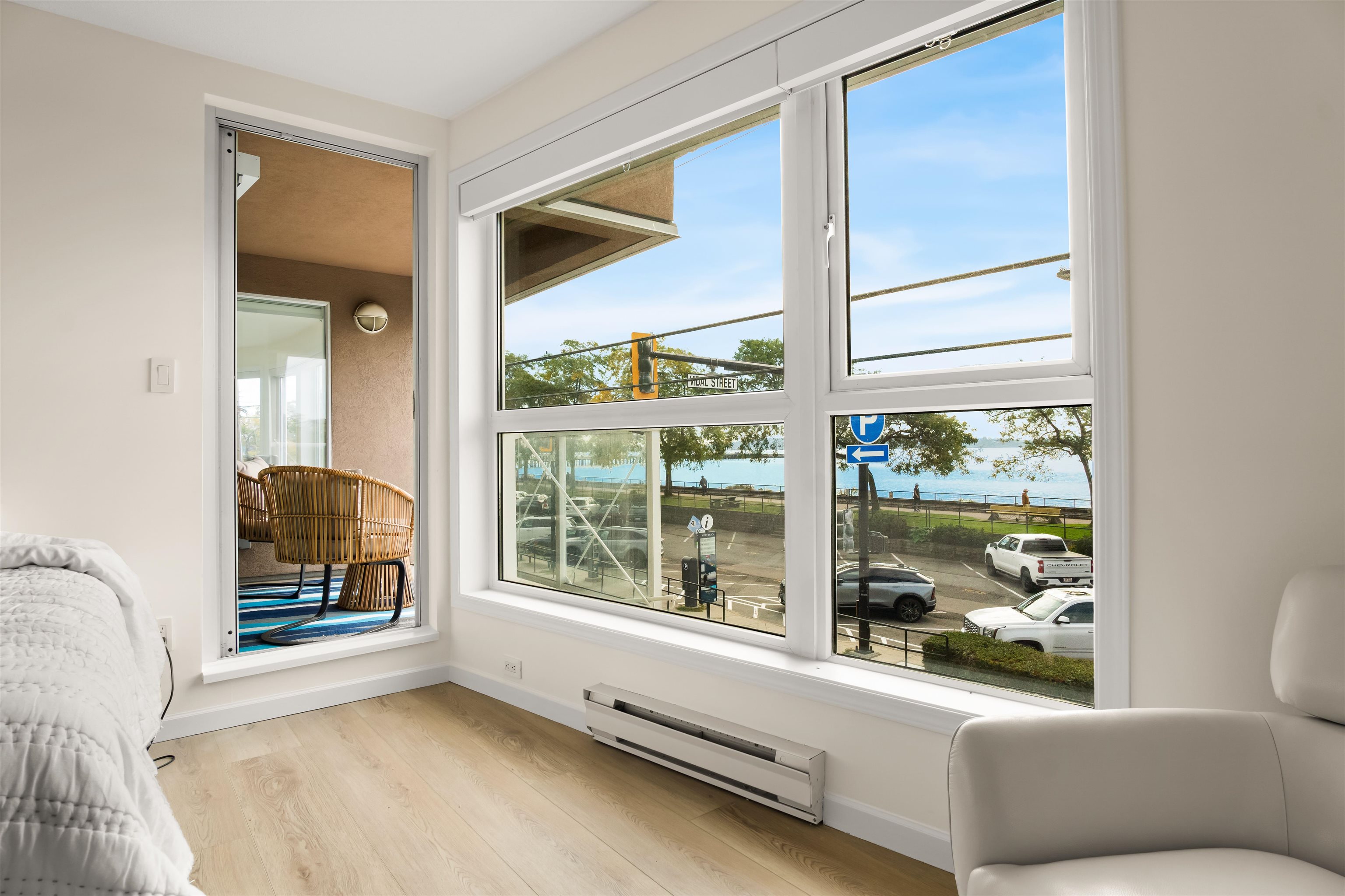 206 1119 VIDAL STREET Unit: 206