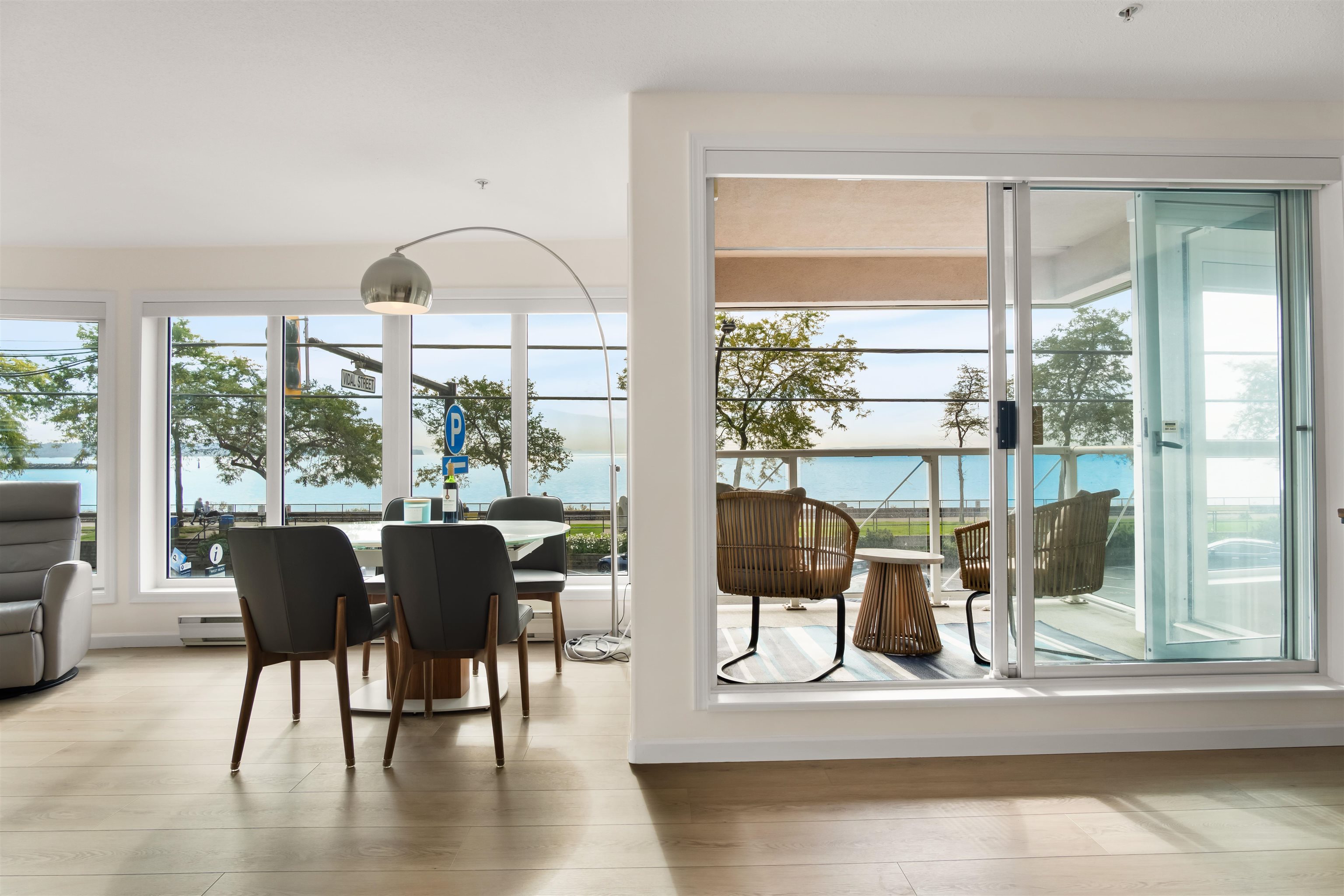 206 1119 VIDAL STREET Unit: 206