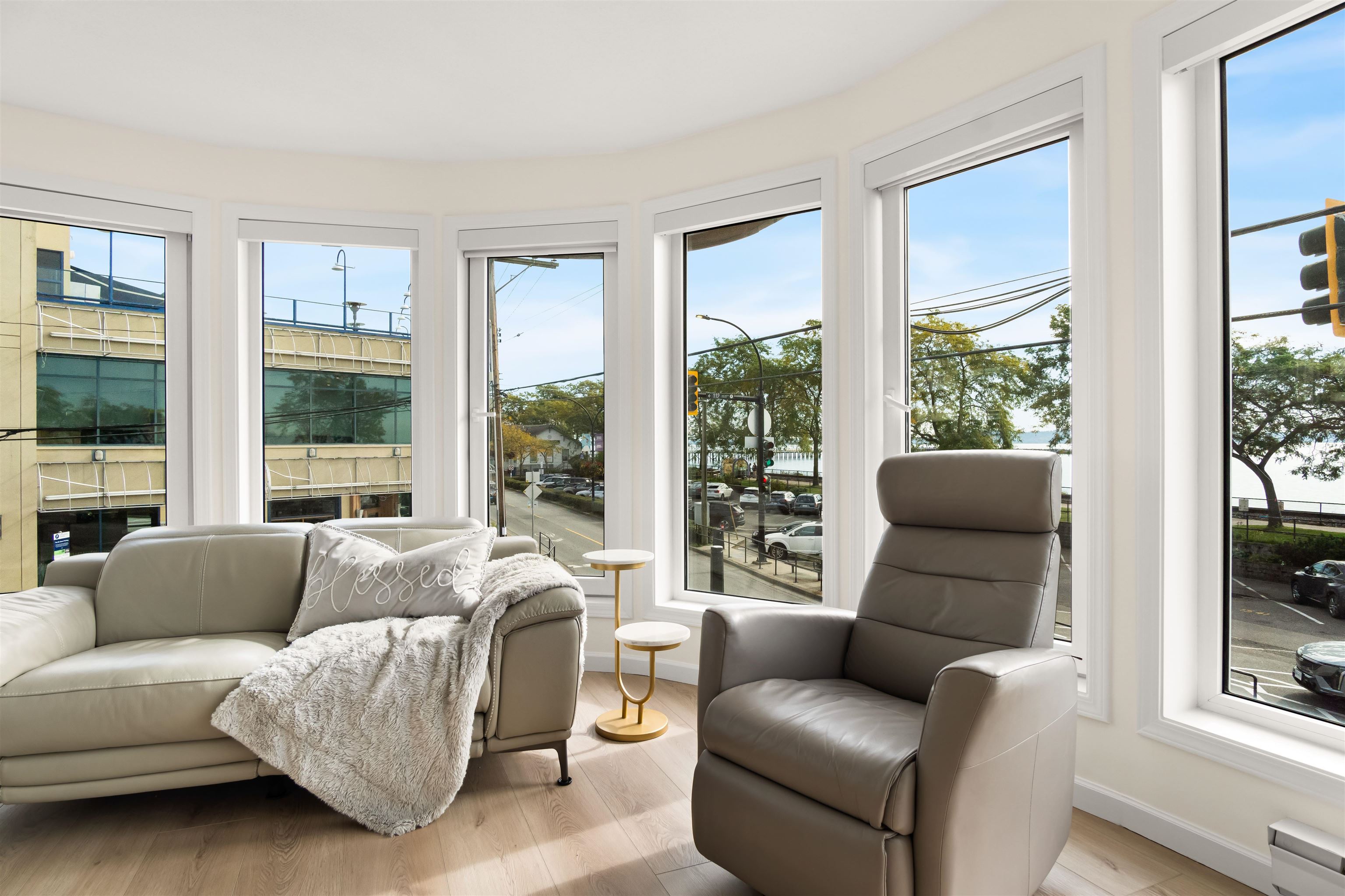 206 1119 VIDAL STREET Unit: 206