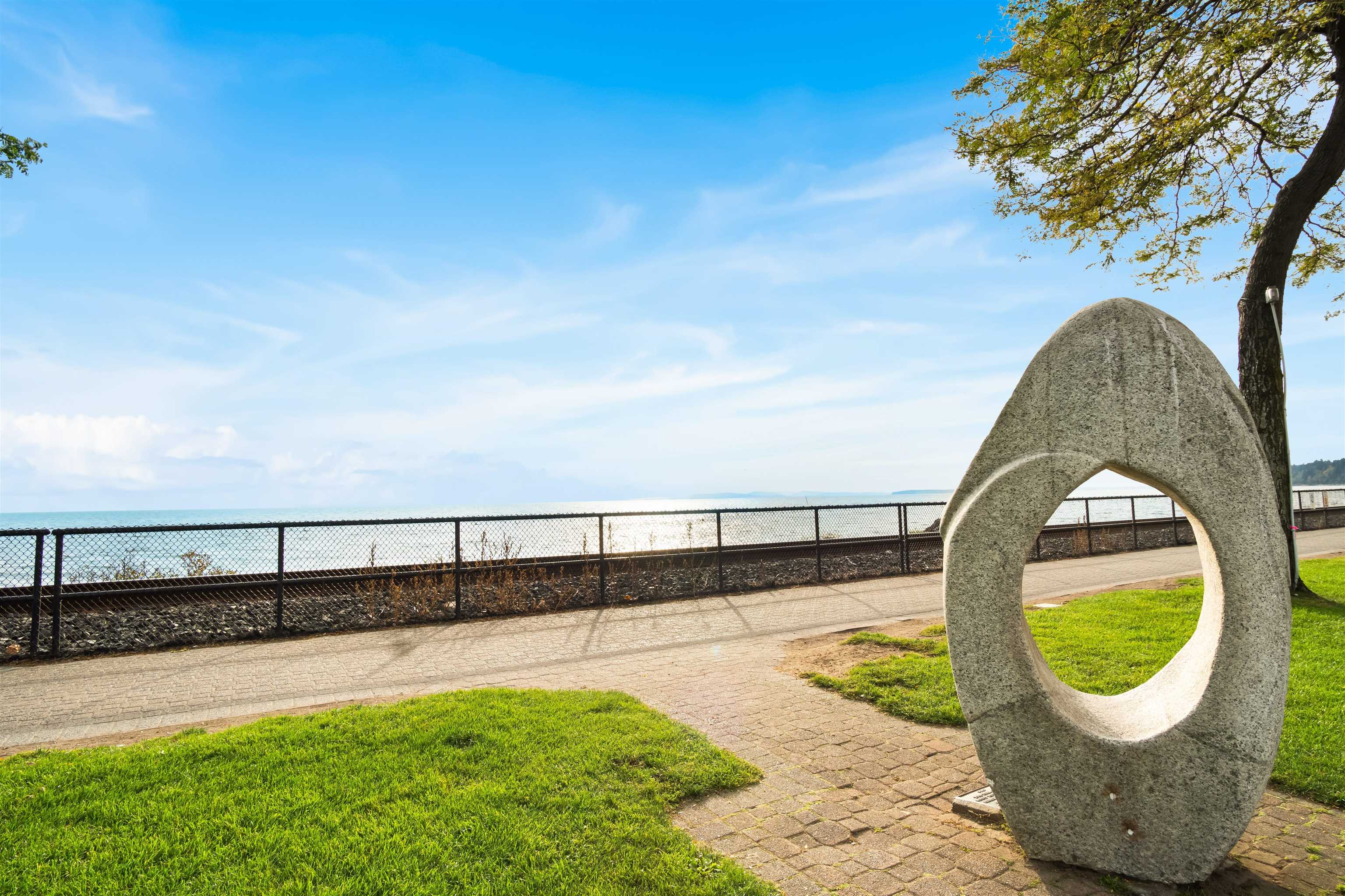 206 1119 VIDAL STREET Unit: 206