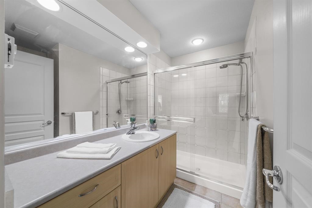 46 2351 PARKWAY BOULEVARD Unit: 46