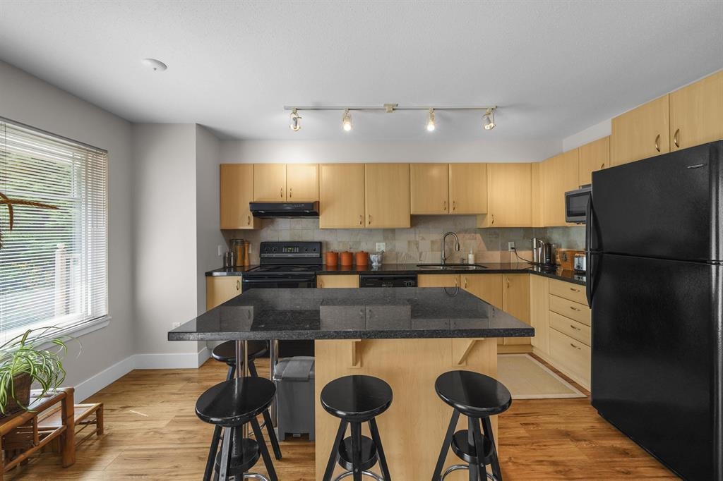 46 2351 PARKWAY BOULEVARD Unit: 46