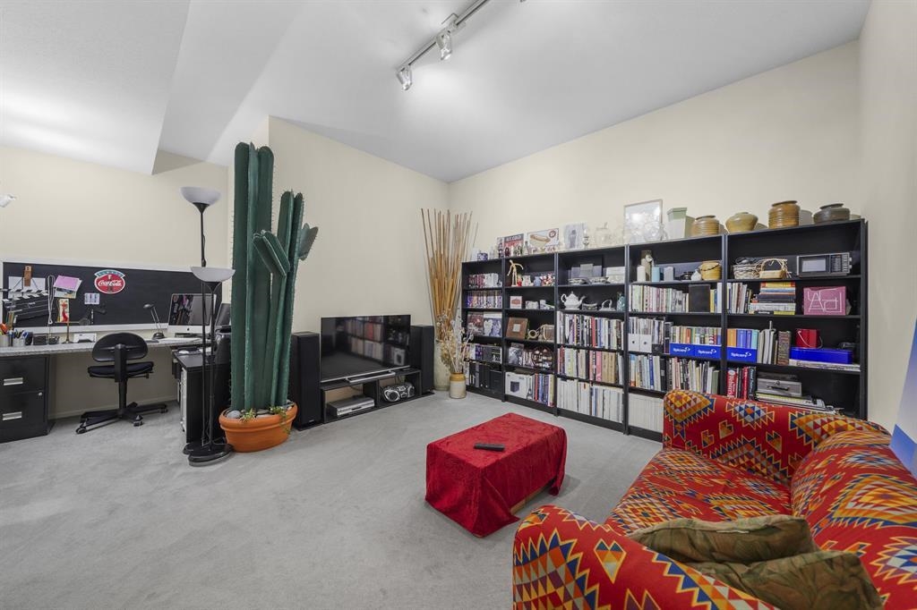 46 2351 PARKWAY BOULEVARD Unit: 46