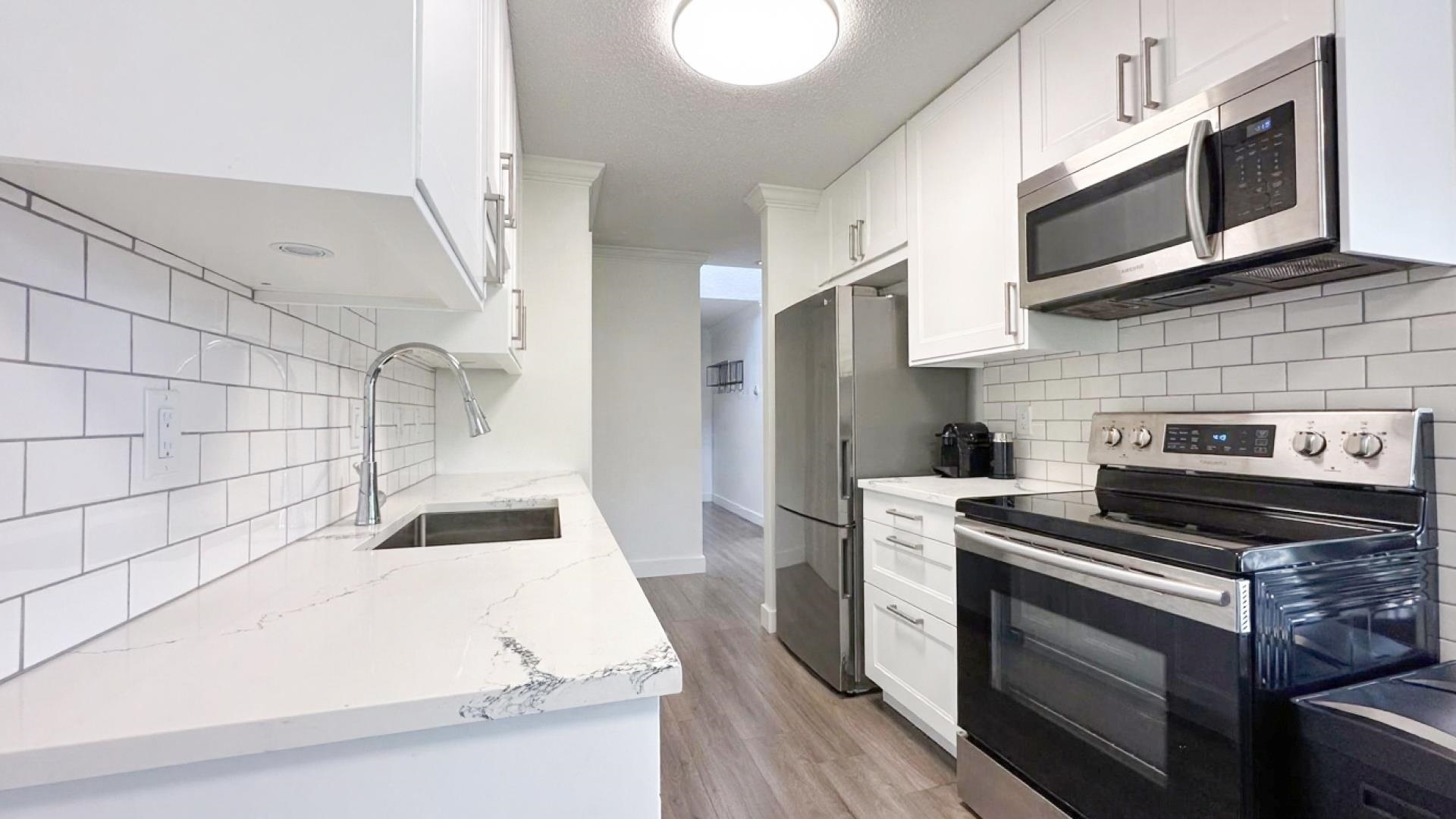 306 1250 W 12TH AVENUE Unit: 306