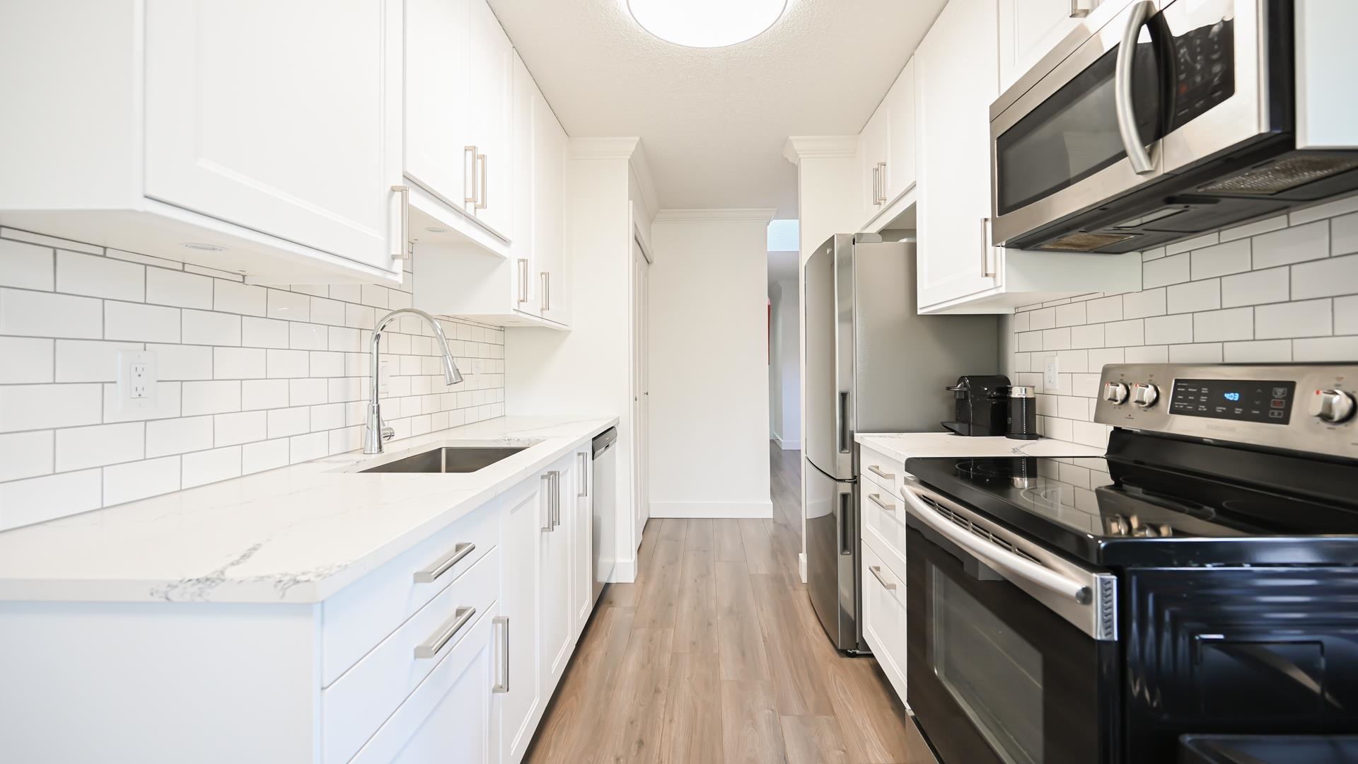 306 1250 W 12TH AVENUE Unit: 306