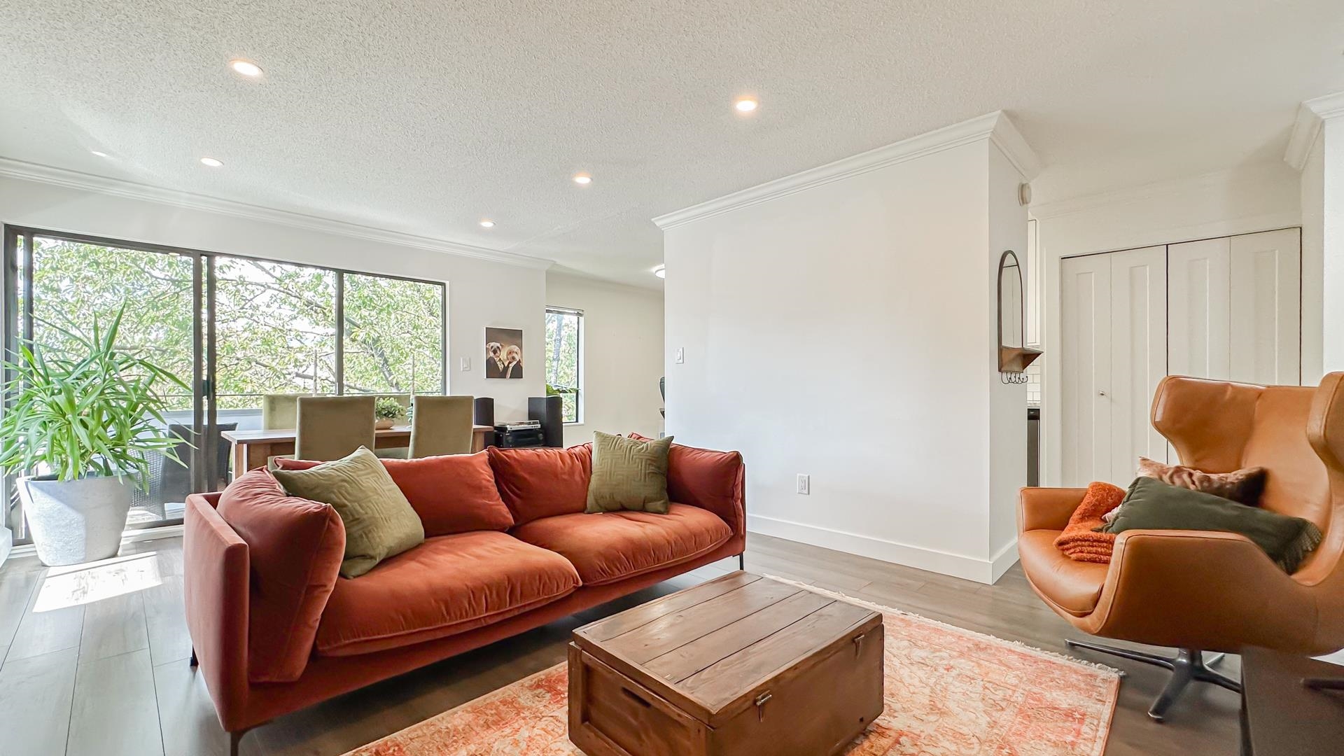 306 1250 W 12TH AVENUE Unit: 306