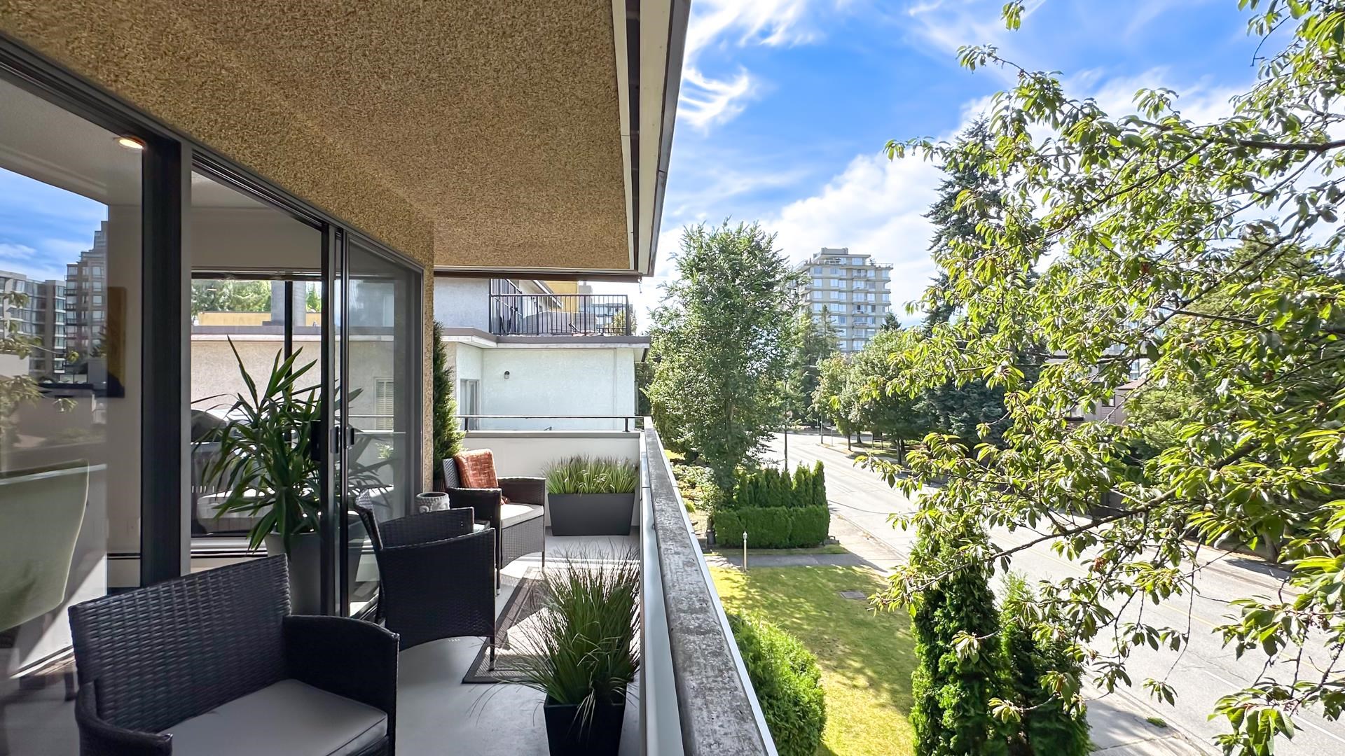 306 1250 W 12TH AVENUE Unit: 306